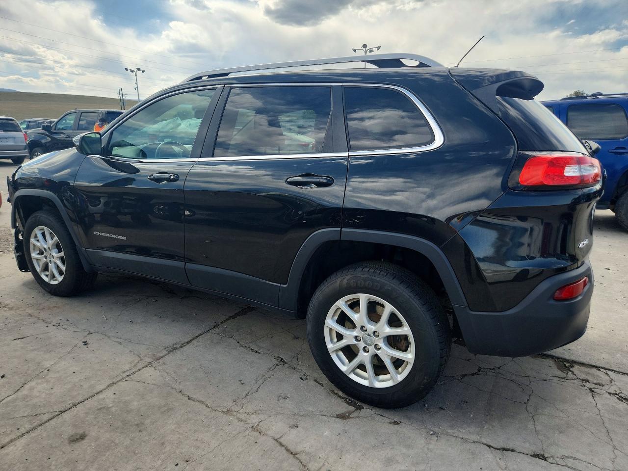 2014 Jeep Cherokee Latitude Black vin: 1C4PJMCS5EW193184