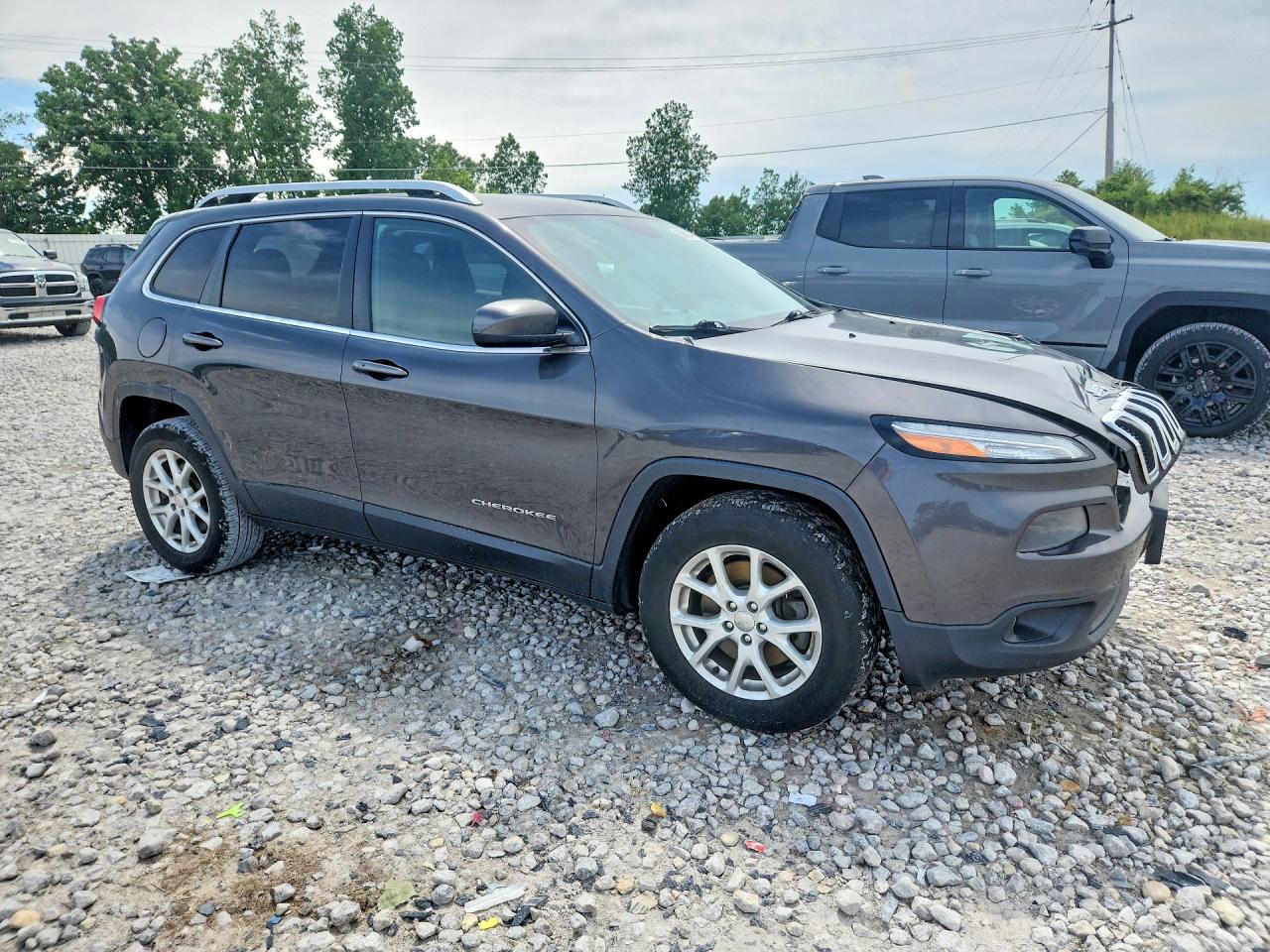 2014 Jeep Cherokee Latitude Gray vin: 1C4PJMCS5EW197431