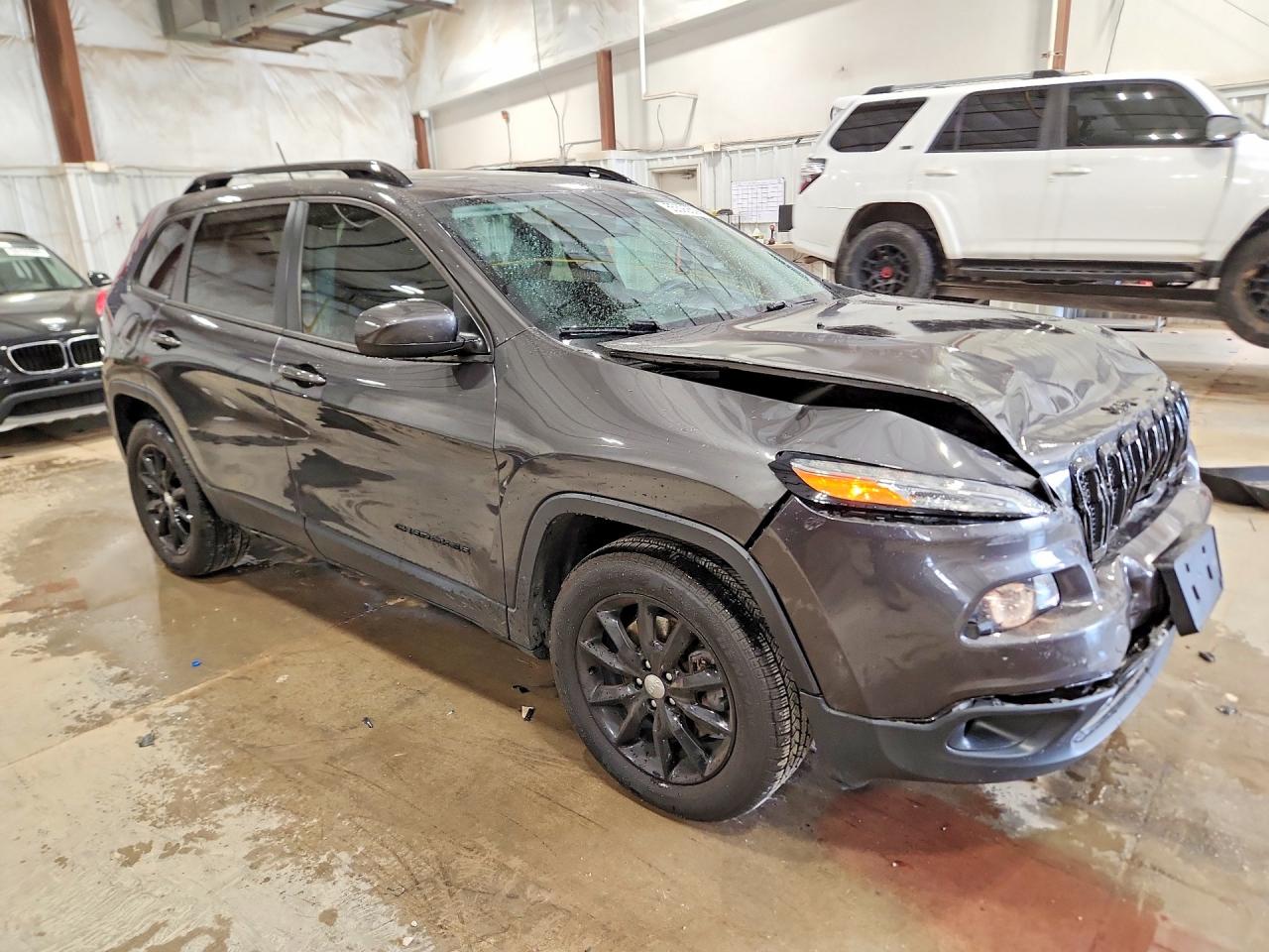 2014 Jeep Cherokee Latitude Gray vin: 1C4PJMCS5EW298341
