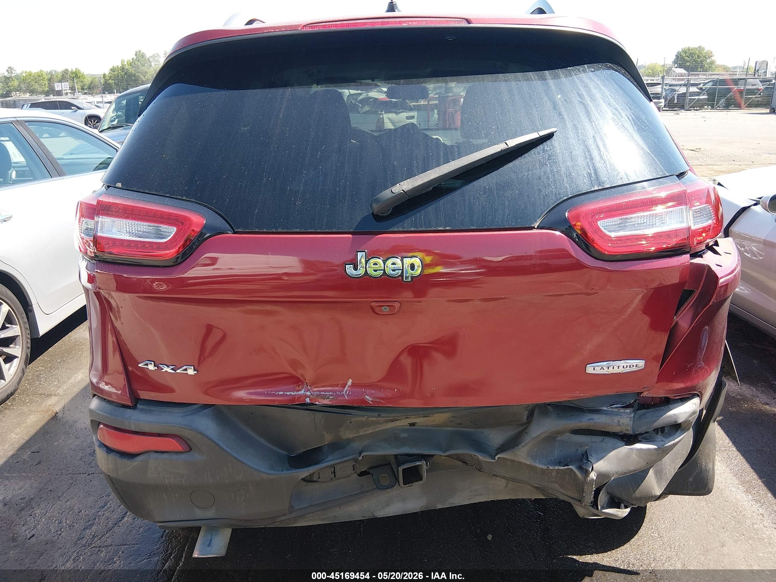 2014 Jeep Cherokee Latitude Burgundy vin: 1C4PJMCS5EW317695