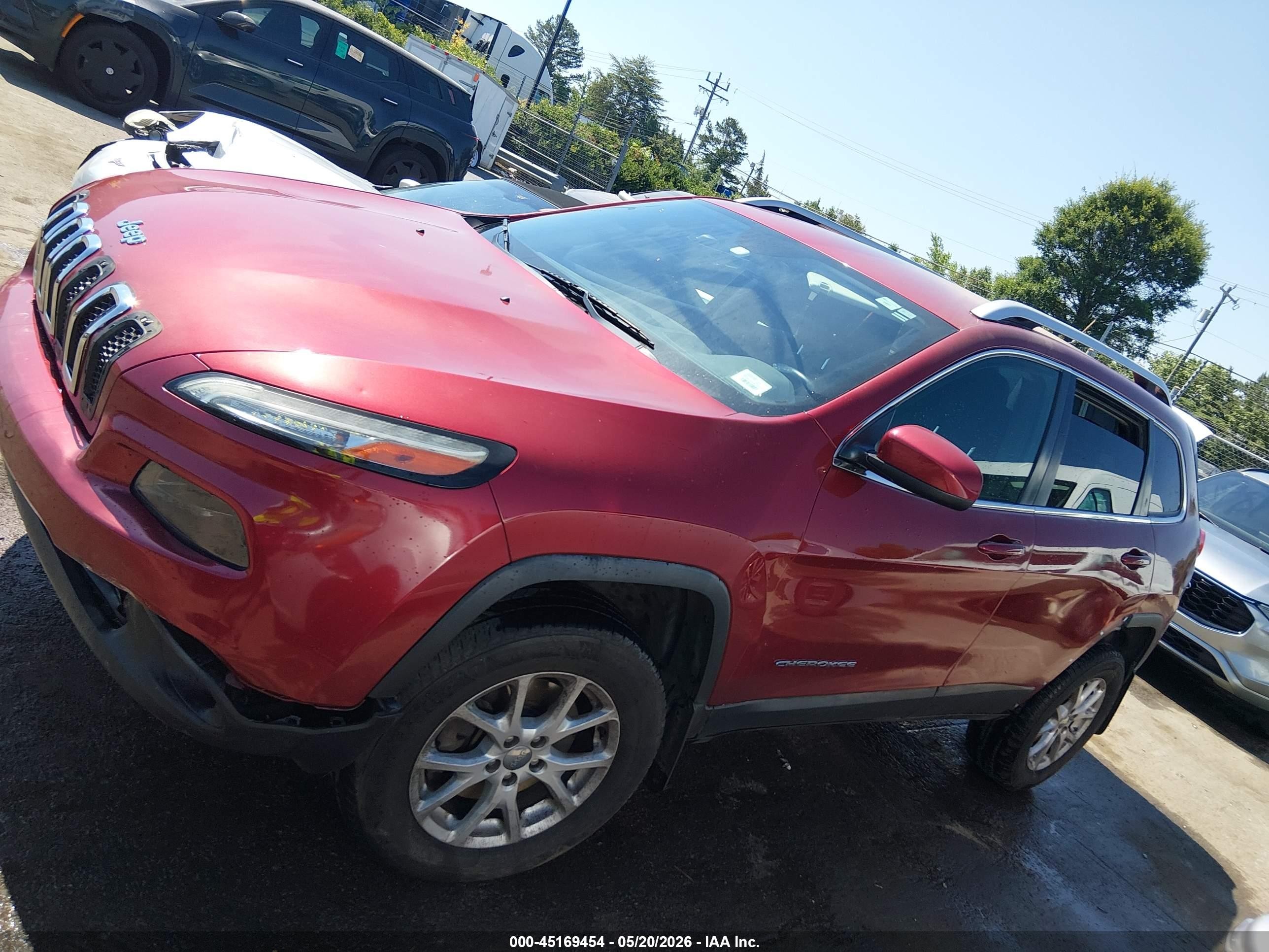 2014 Jeep Cherokee Latitude Burgundy vin: 1C4PJMCS5EW317695