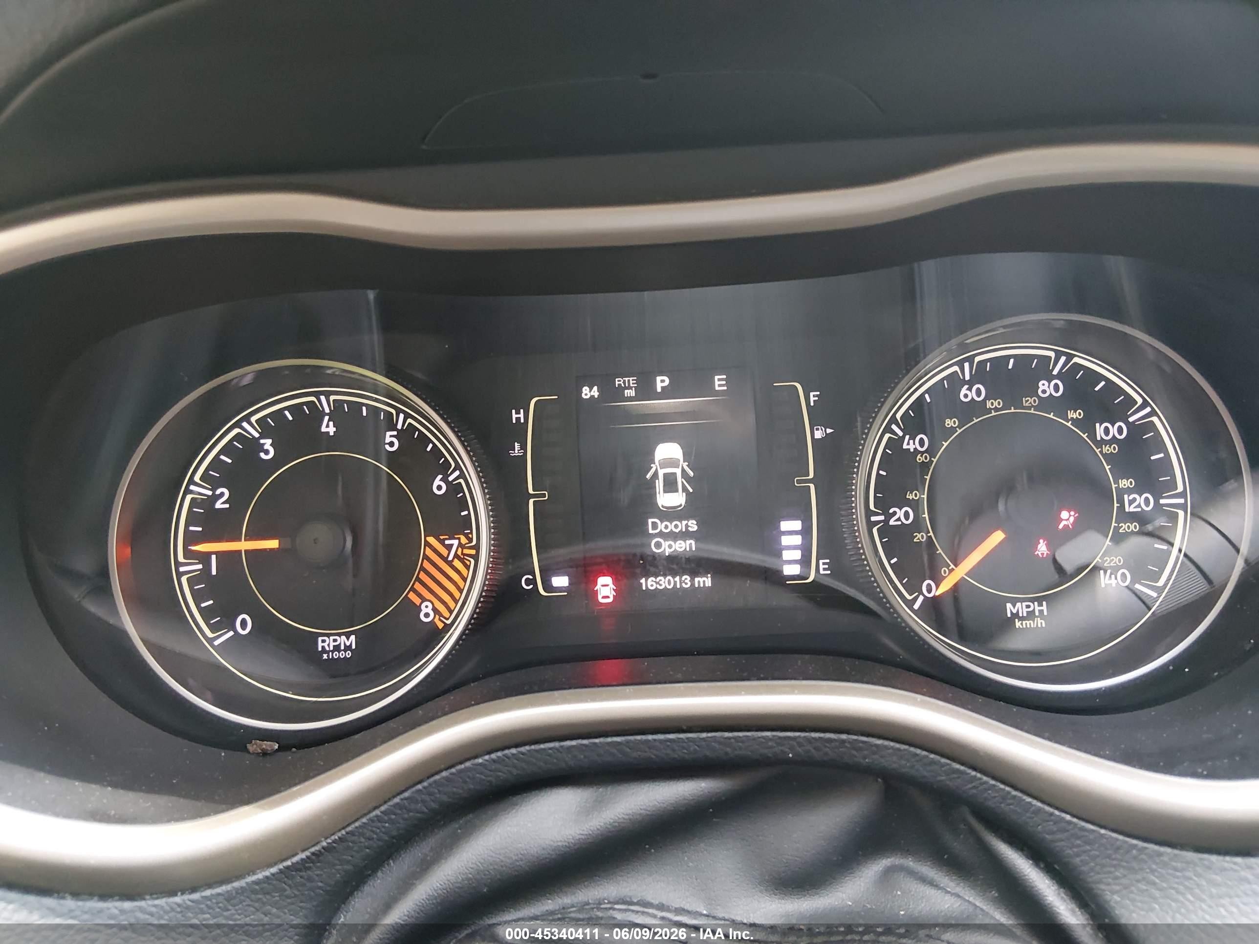 2015 Jeep Cherokee Latitude Gray vin: 1C4PJMCS5FW504873