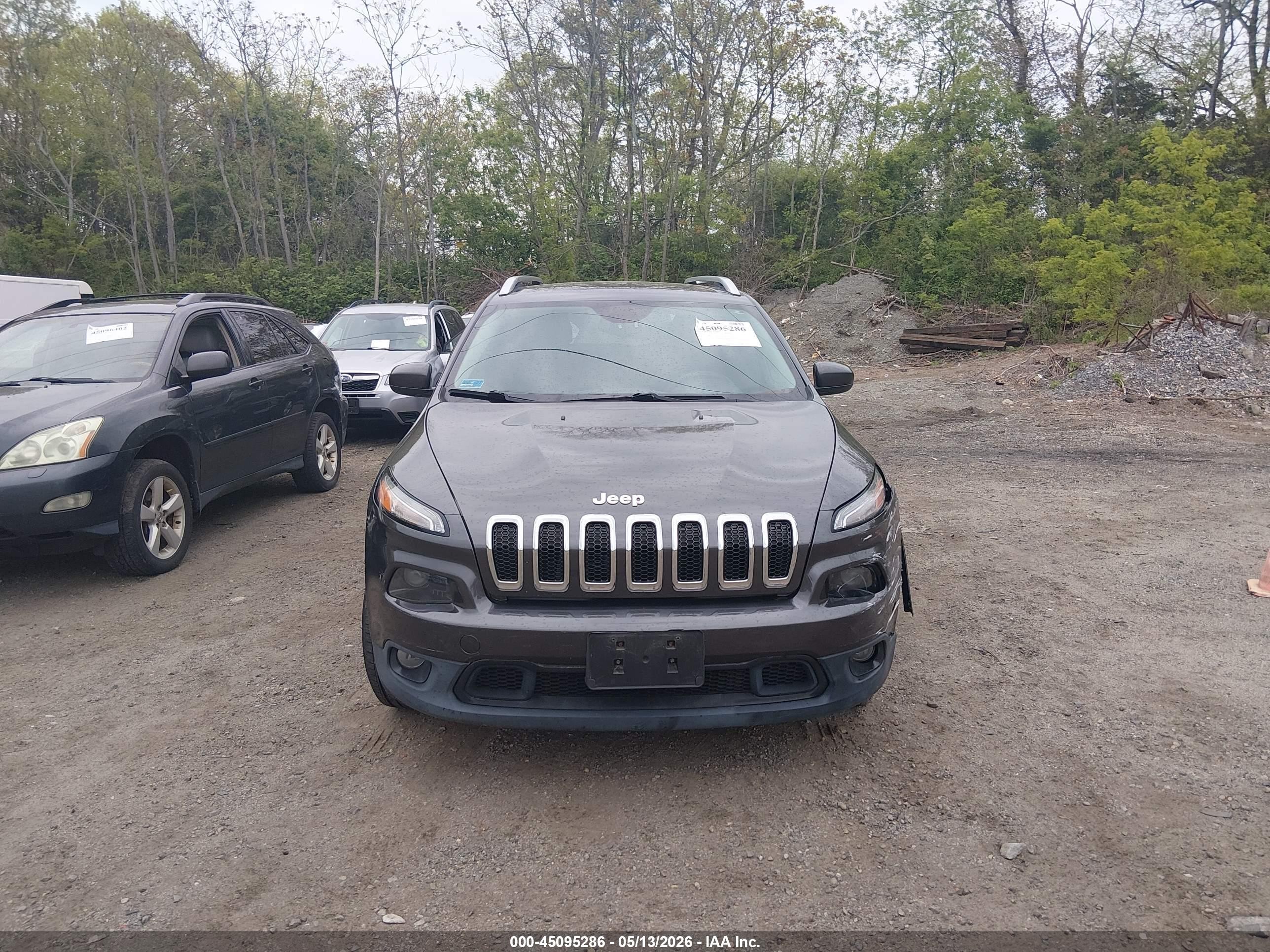 2015 Jeep Cherokee Latitude Black vin: 1C4PJMCS5FW559033