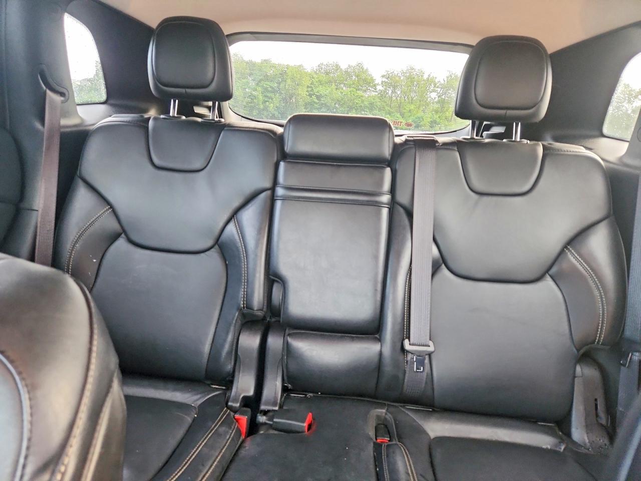 2015 Jeep Cherokee Latitude White vin: 1C4PJMCS5FW588855