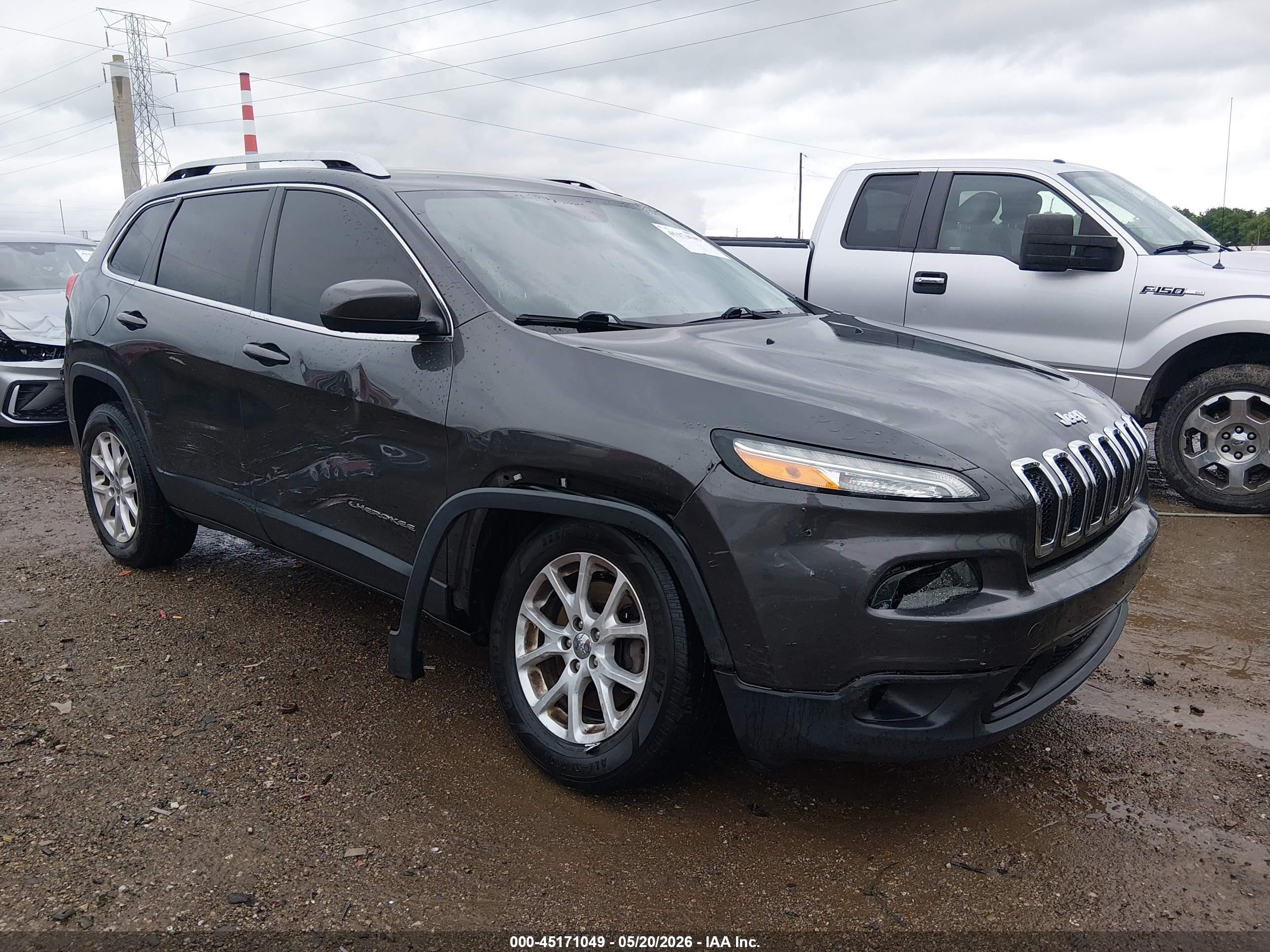 2015 Jeep Cherokee Latitude Gray vin: 1C4PJMCS5FW599838