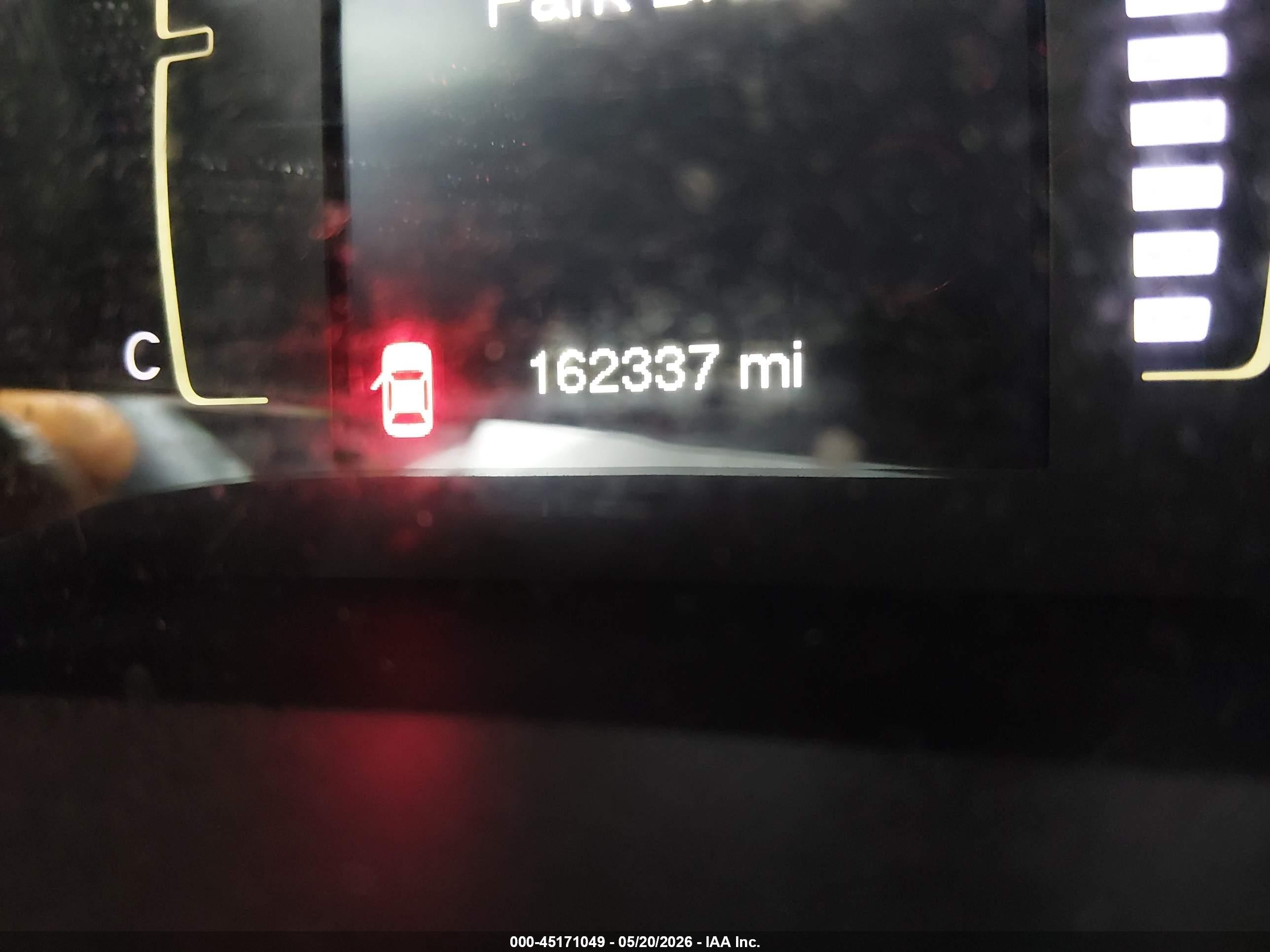 2015 Jeep Cherokee Latitude Gray vin: 1C4PJMCS5FW599838