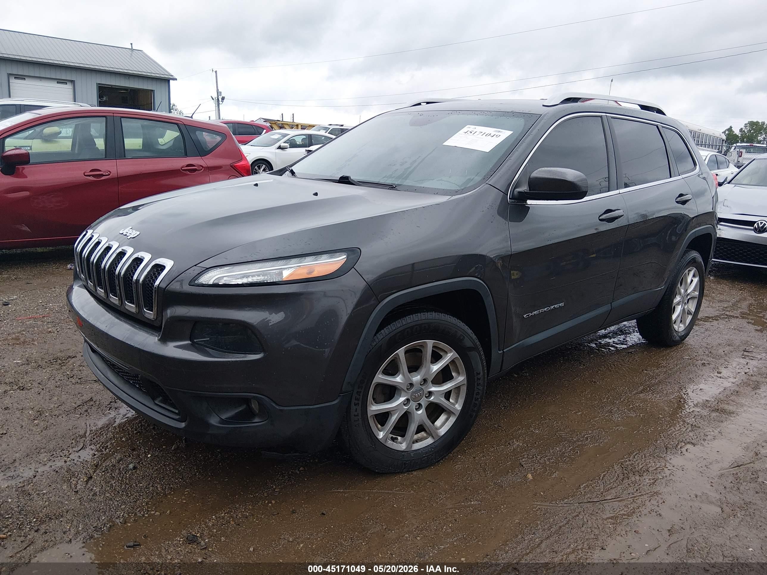 2015 Jeep Cherokee Latitude Gray vin: 1C4PJMCS5FW599838