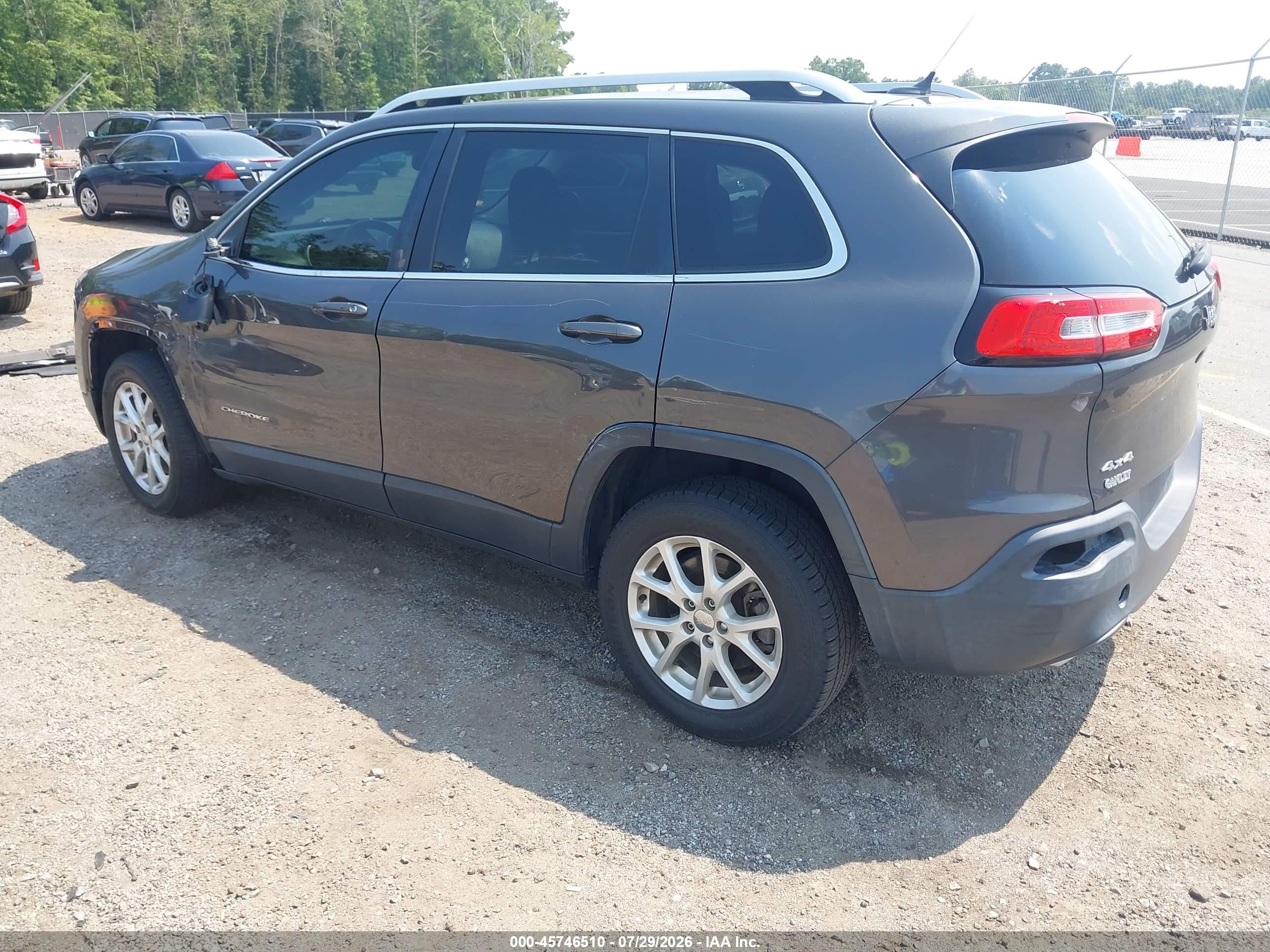2015 Jeep Cherokee Latitude Black vin: 1C4PJMCS5FW601071