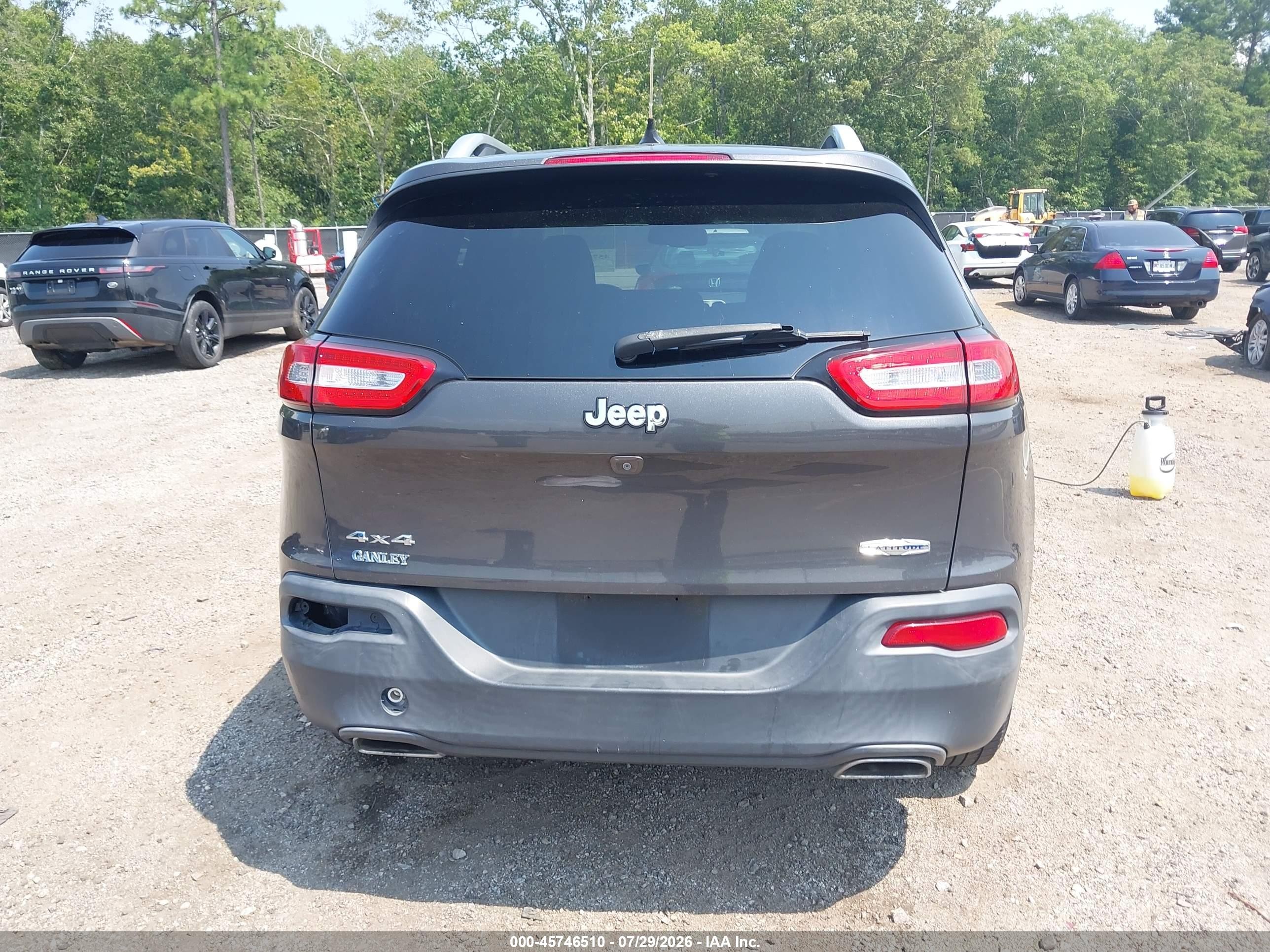 2015 Jeep Cherokee Latitude Black vin: 1C4PJMCS5FW601071