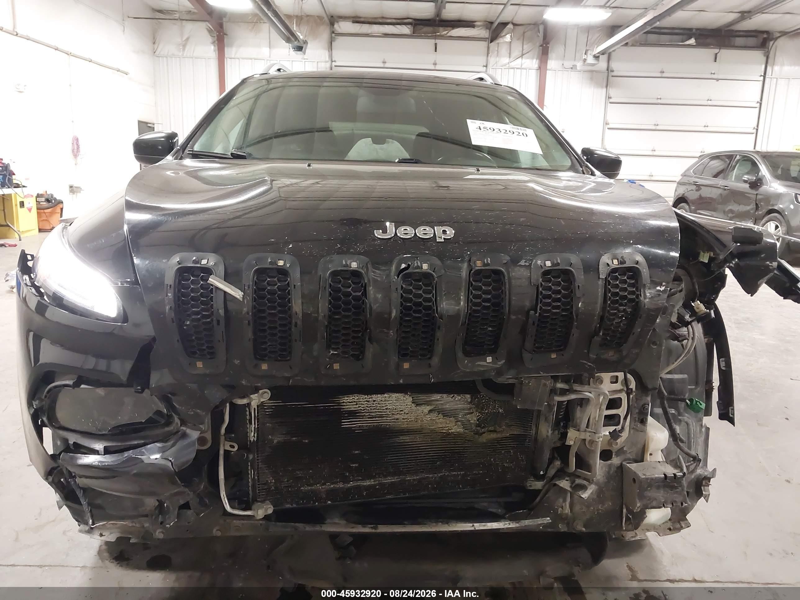 2015 Jeep Cherokee Latitude Black vin: 1C4PJMCS5FW614905