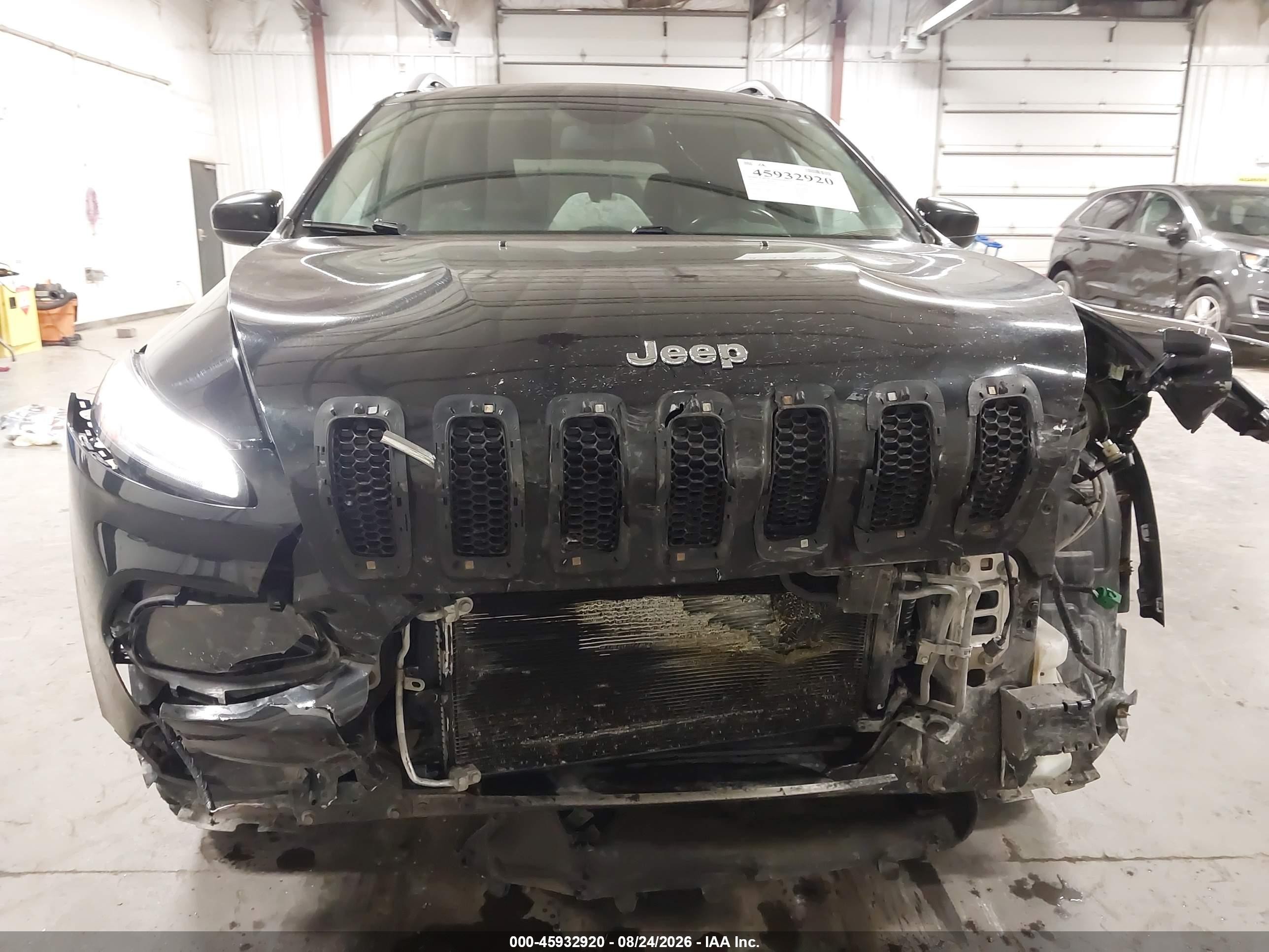 2015 Jeep Cherokee Latitude Black vin: 1C4PJMCS5FW614905