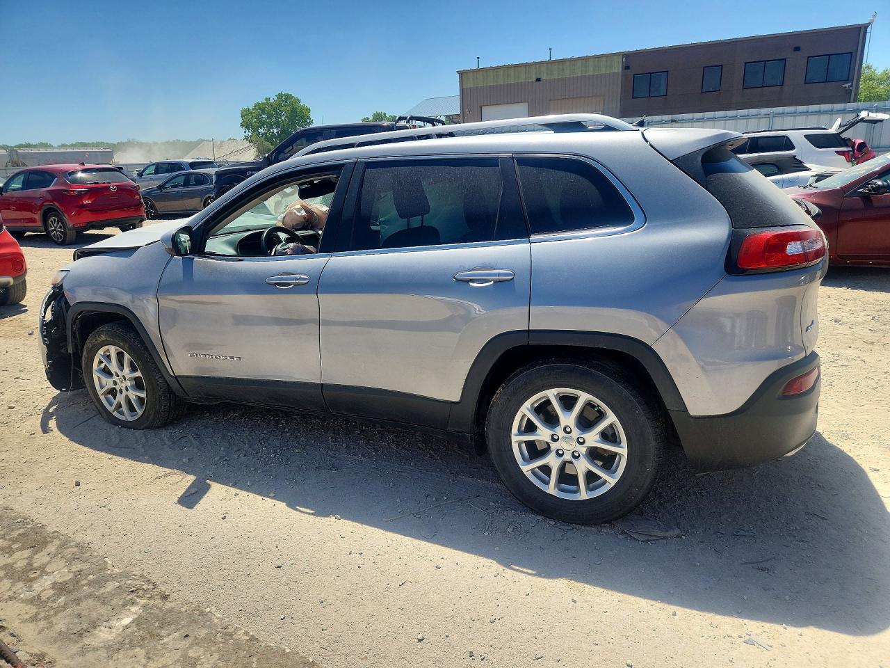 2015 Jeep Cherokee Latitude Gray vin: 1C4PJMCS5FW654417