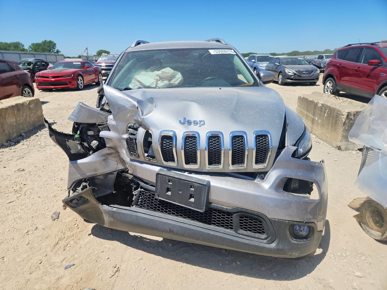2015 Jeep Cherokee Latitude Gray vin: 1C4PJMCS5FW654417