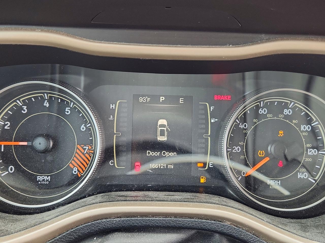 2015 Jeep Cherokee Latitude Черный vin: 1C4PJMCS5FW744943