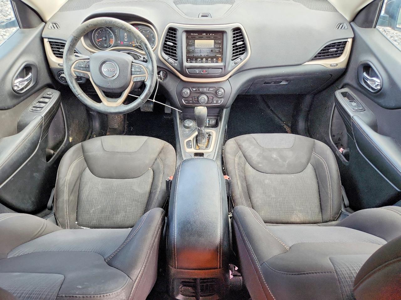 2015 Jeep Cherokee Latitude Черный vin: 1C4PJMCS5FW744943