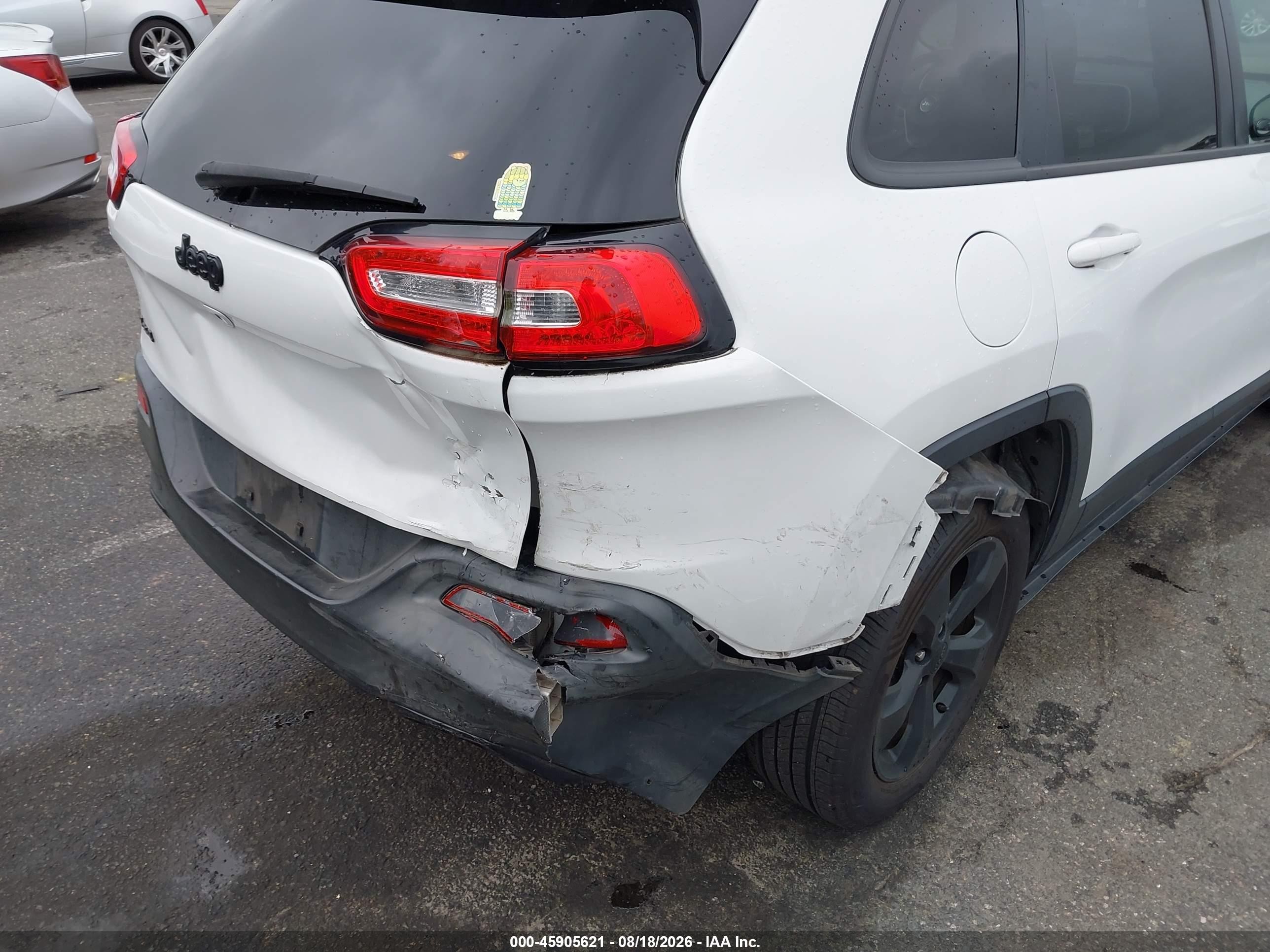 2015 Jeep Cherokee Latitude Altitude White vin: 1C4PJMCS5FW792555