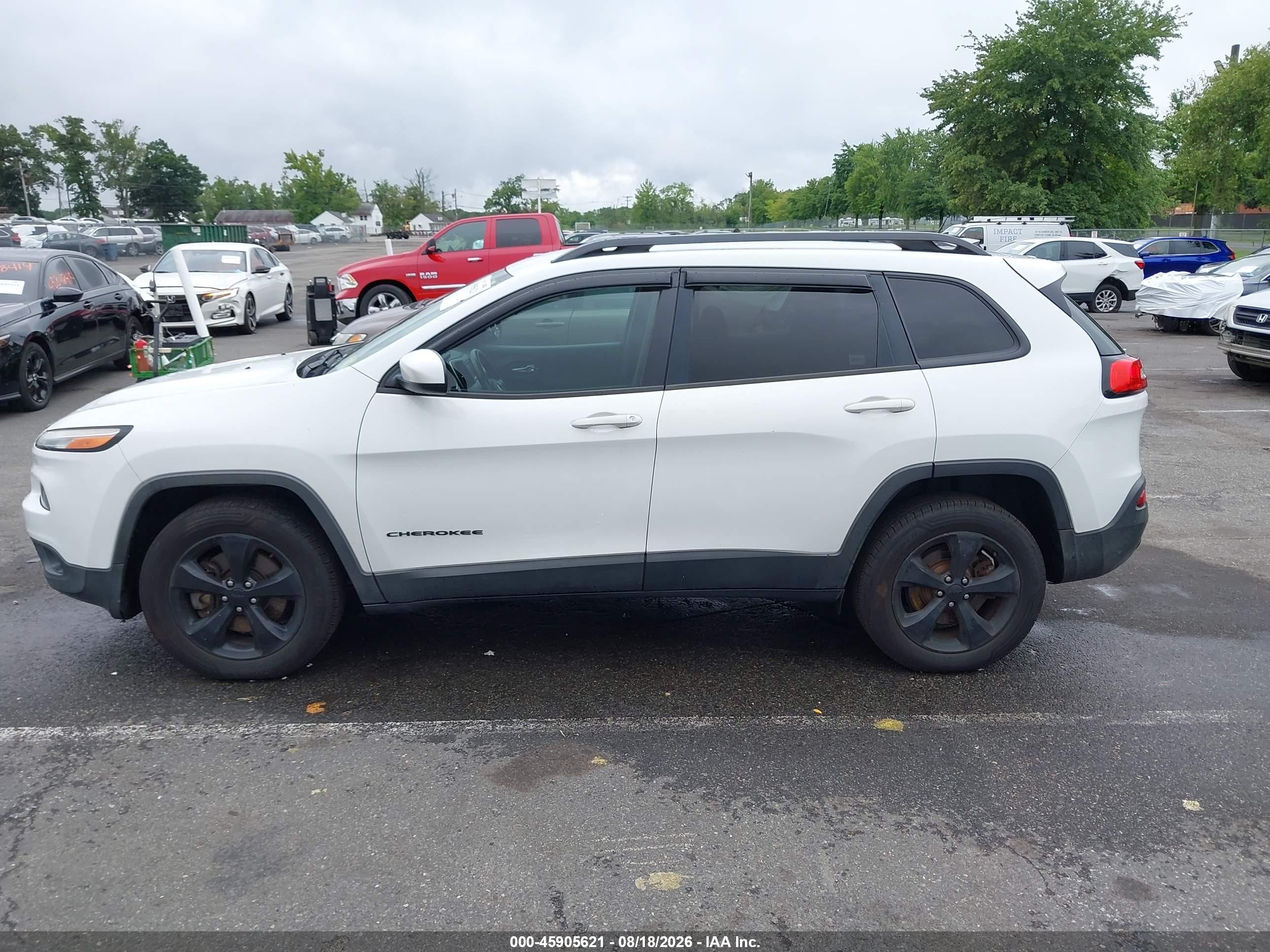 2015 Jeep Cherokee Latitude Altitude White vin: 1C4PJMCS5FW792555