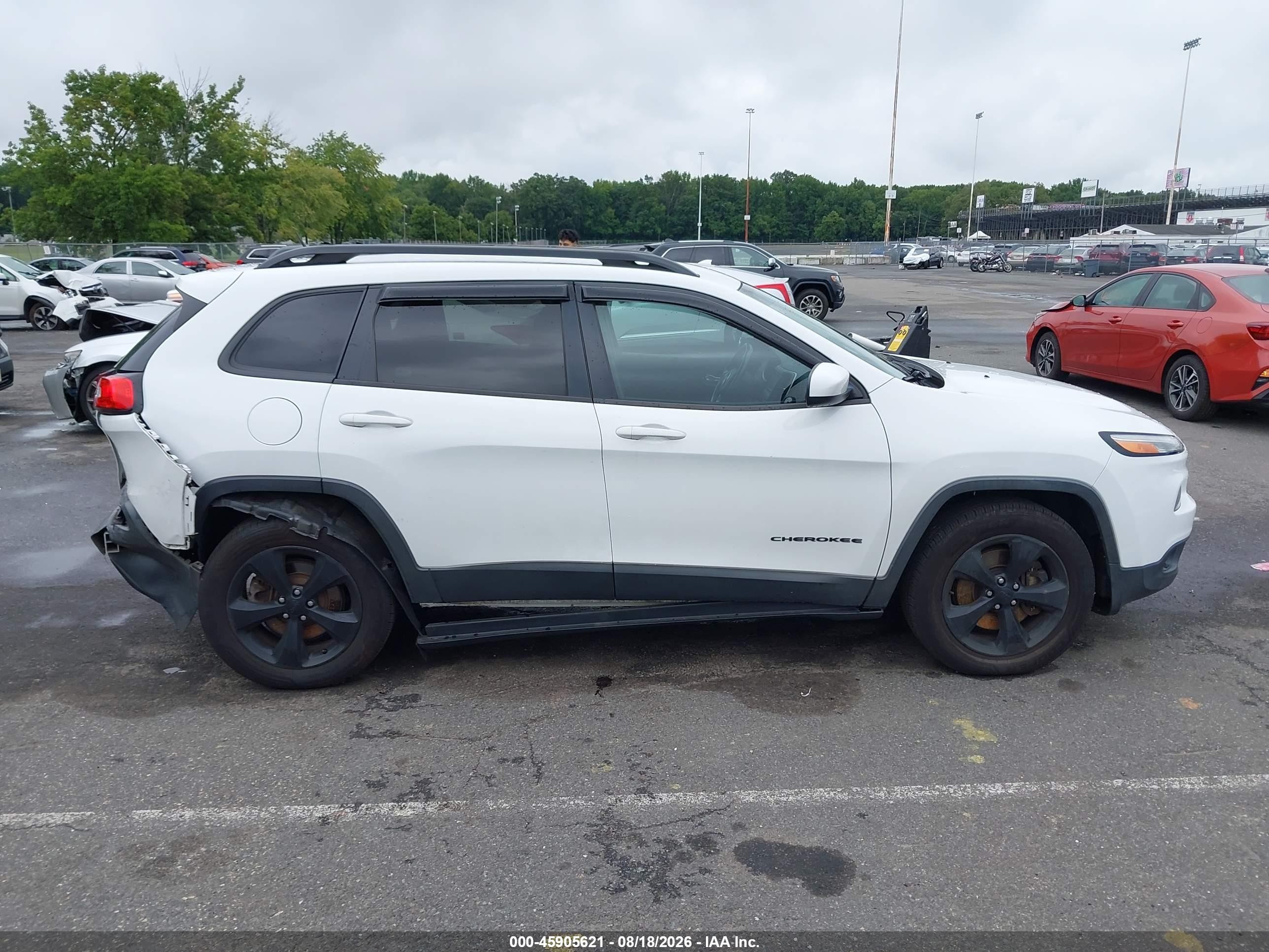 2015 Jeep Cherokee Latitude Altitude White vin: 1C4PJMCS5FW792555