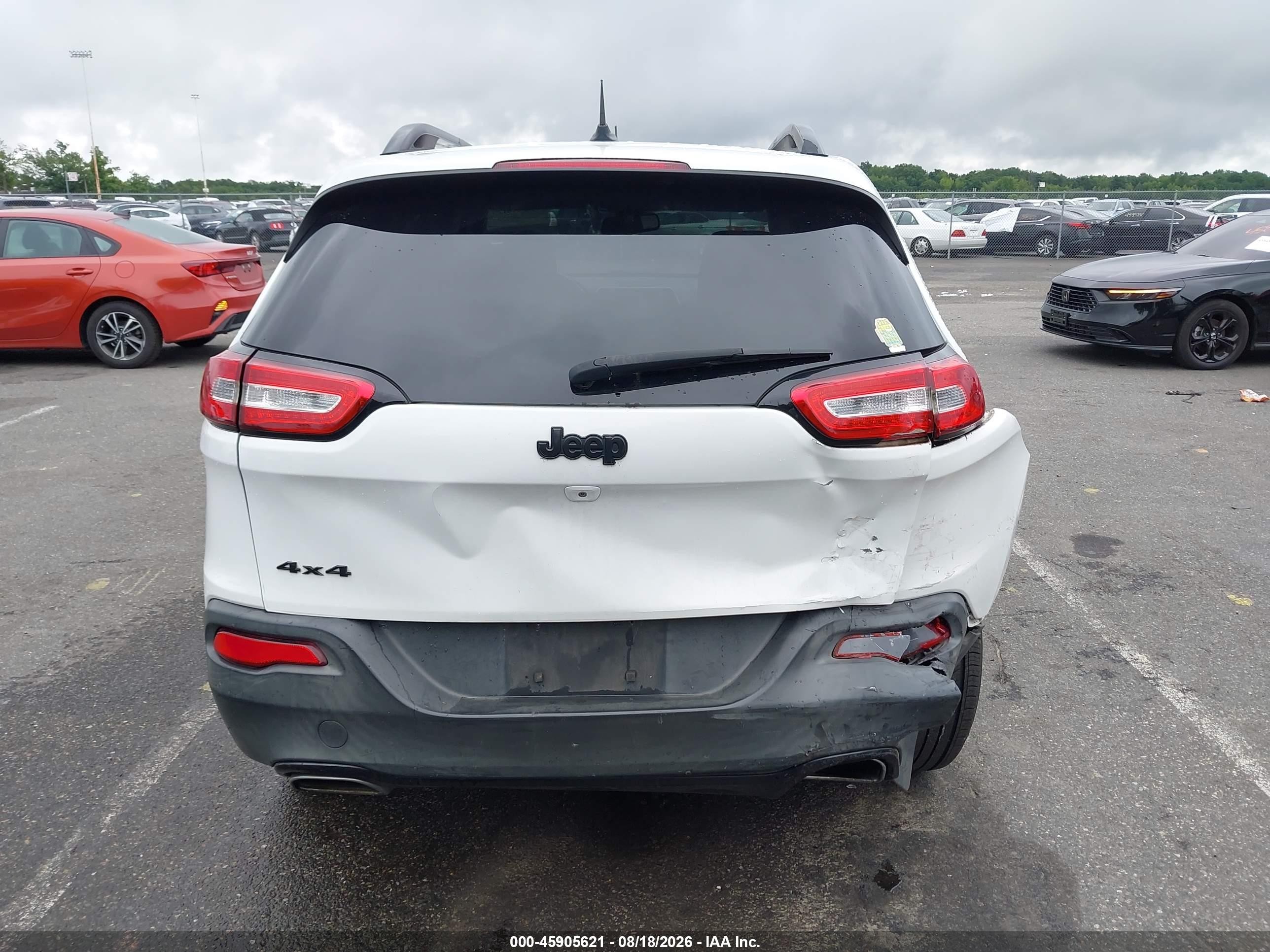 2015 Jeep Cherokee Latitude Altitude White vin: 1C4PJMCS5FW792555