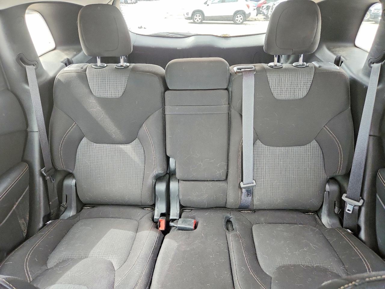 2015 Jeep Cherokee Latitude White vin: 1C4PJMCS5FW792989