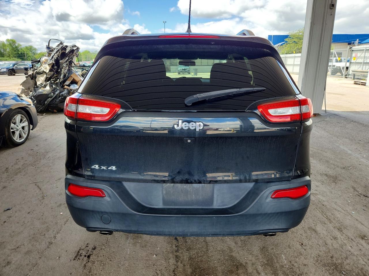 2014 Jeep Cherokee Latitude Black vin: 1C4PJMCS6EW128246