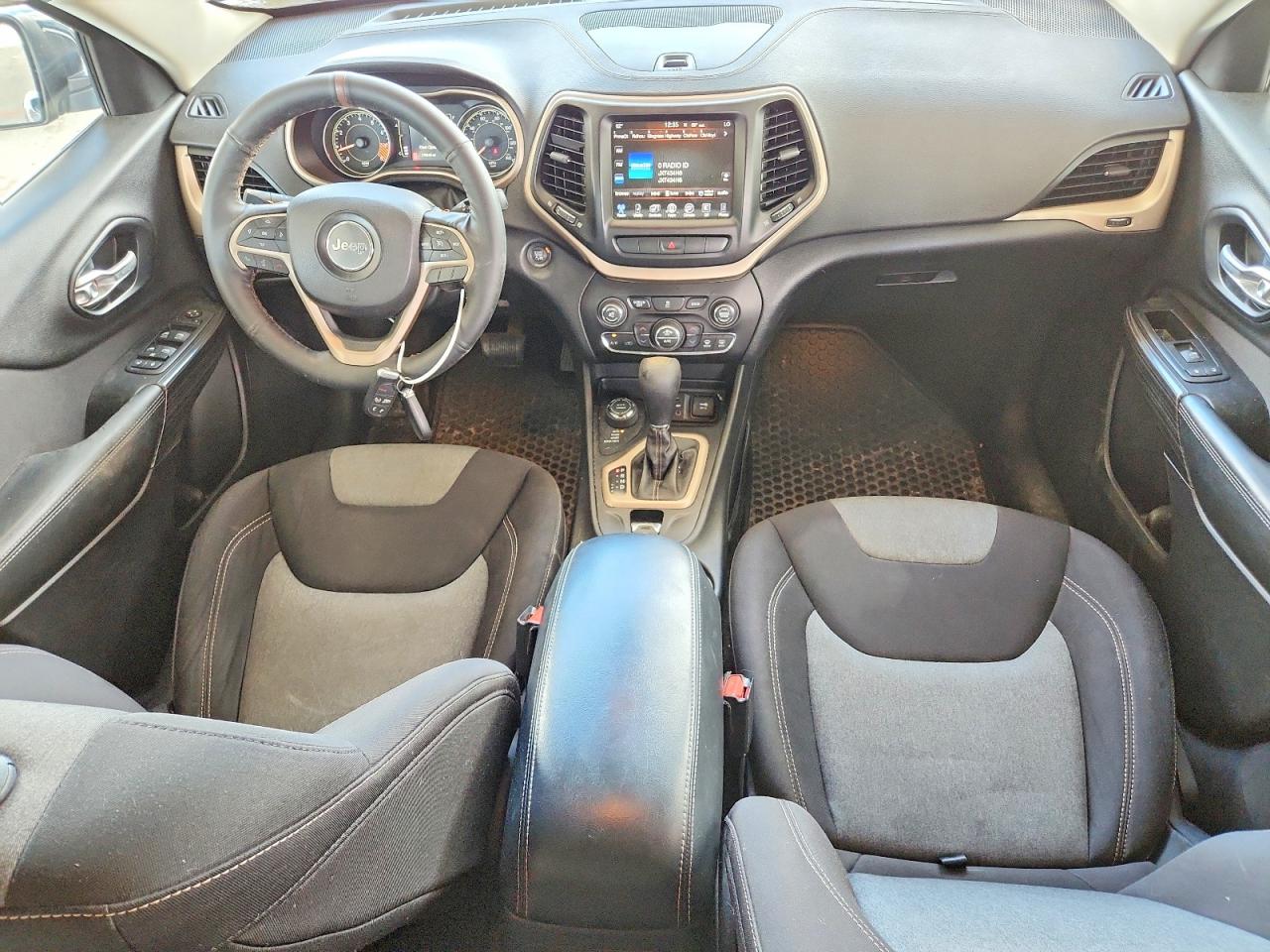 2014 Jeep Cherokee Latitude Black vin: 1C4PJMCS6EW128246