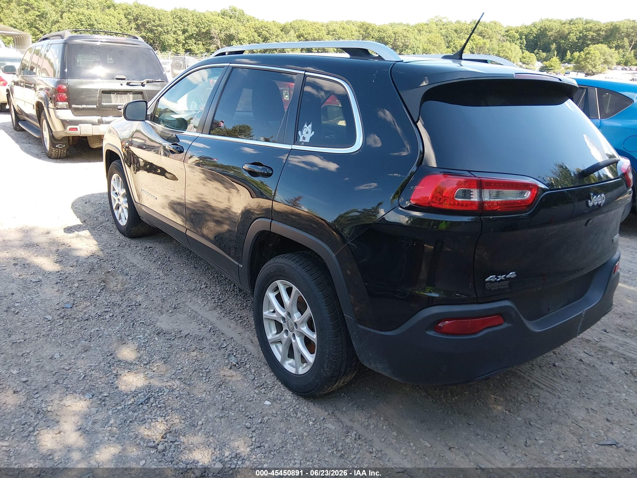 2014 Jeep Cherokee Latitude Black vin: 1C4PJMCS6EW219310