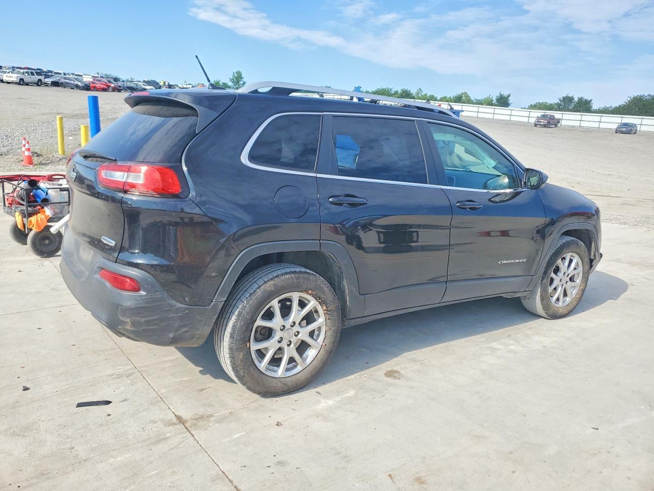 2014 Jeep Cherokee Latitude Black vin: 1C4PJMCS6EW232395