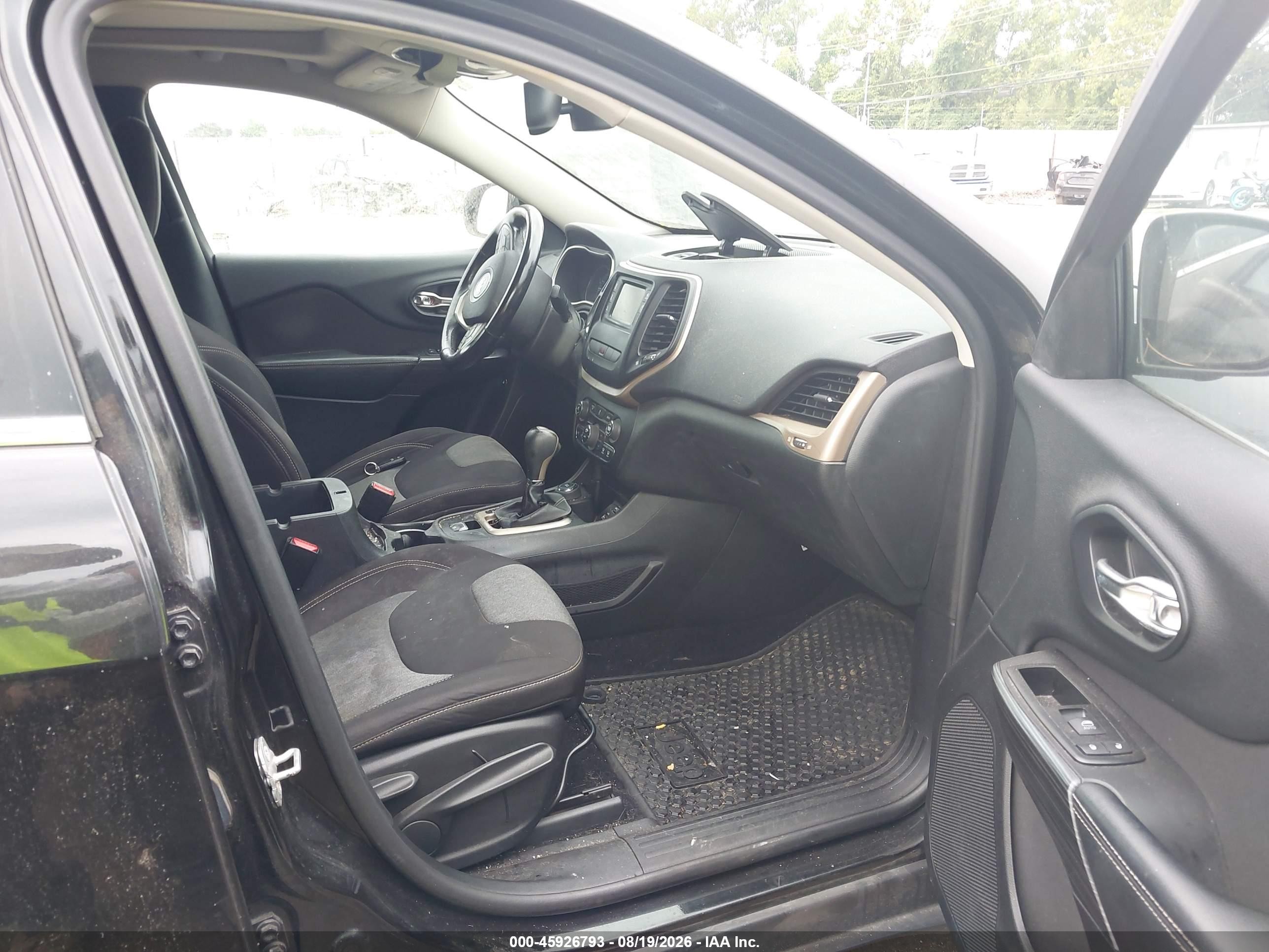 2014 Jeep Cherokee Latitude Black vin: 1C4PJMCS6EW244238