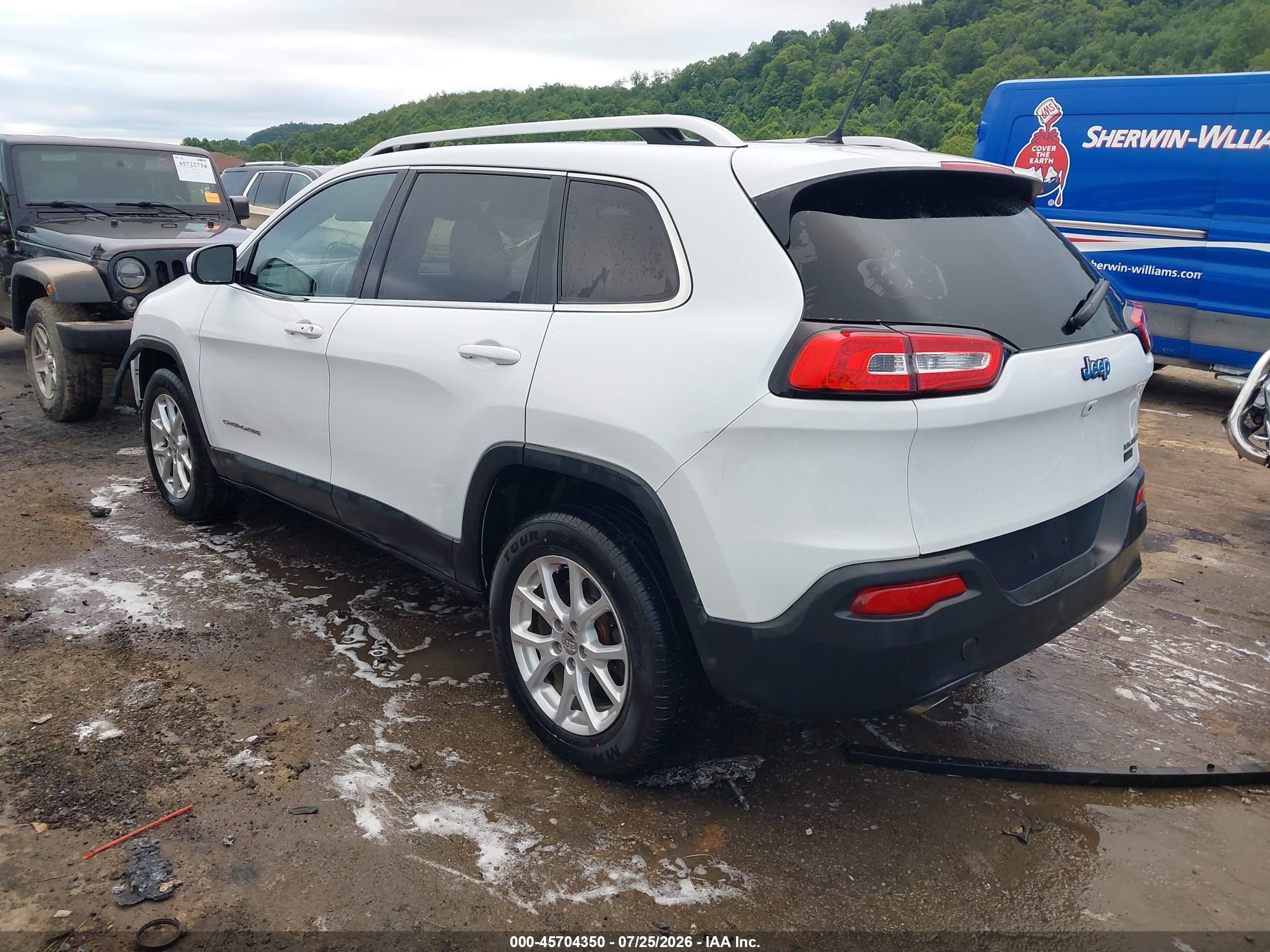 2014 Jeep Cherokee Latitude White vin: 1C4PJMCS6EW286506