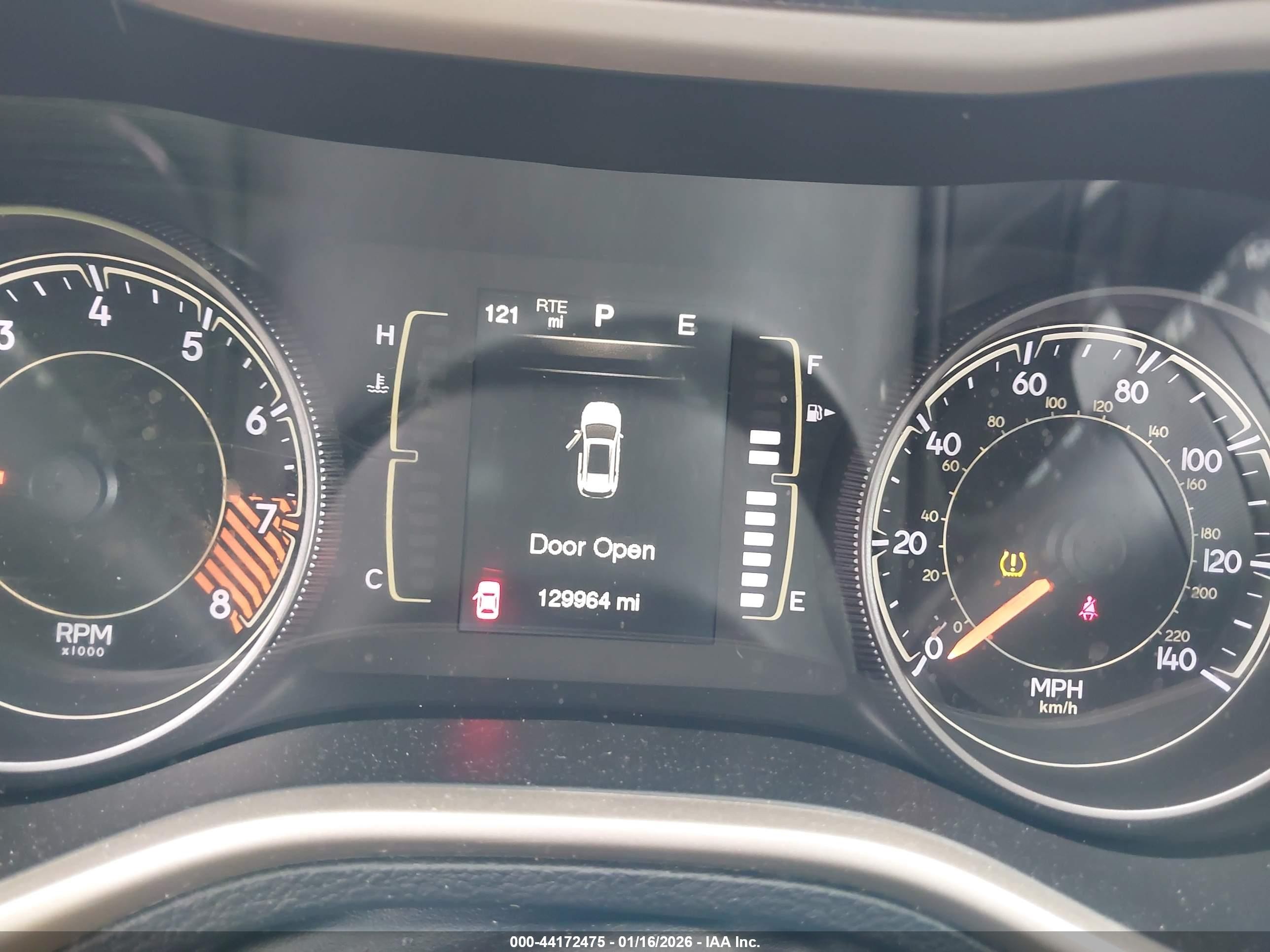 2015 Jeep Cherokee Latitude Black vin: 1C4PJMCS6FW577380