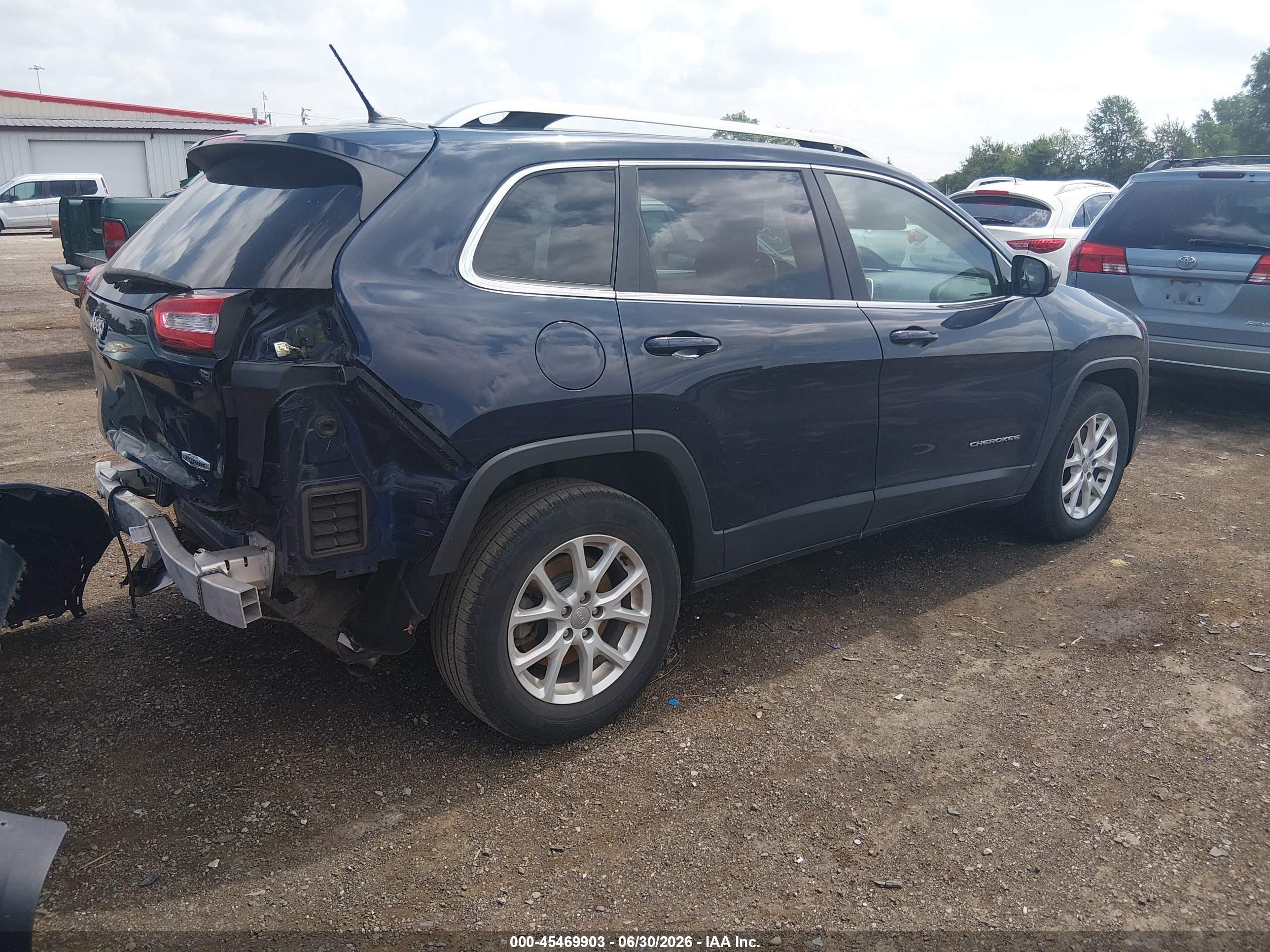 2015 Jeep Cherokee Latitude Dark Blue vin: 1C4PJMCS6FW633074