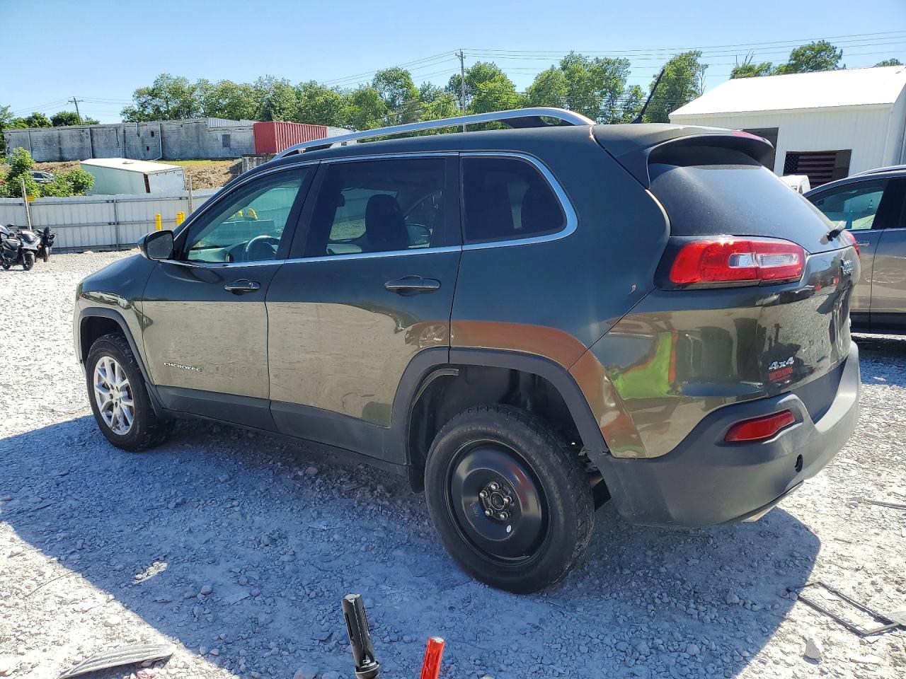 2015 Jeep Cherokee Latitude Зеленый vin: 1C4PJMCS6FW665331