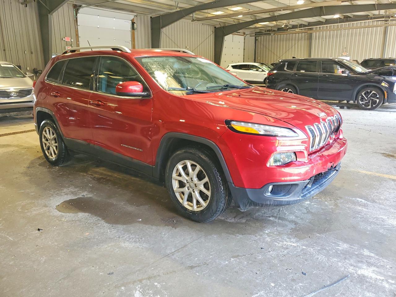 2015 Jeep Cherokee Latitude Burgundy vin: 1C4PJMCS6FW687247
