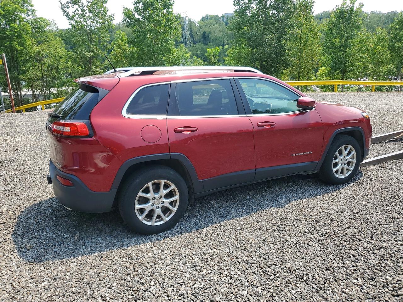 2015 Jeep Cherokee Latitude Burgundy vin: 1C4PJMCS6FW687247