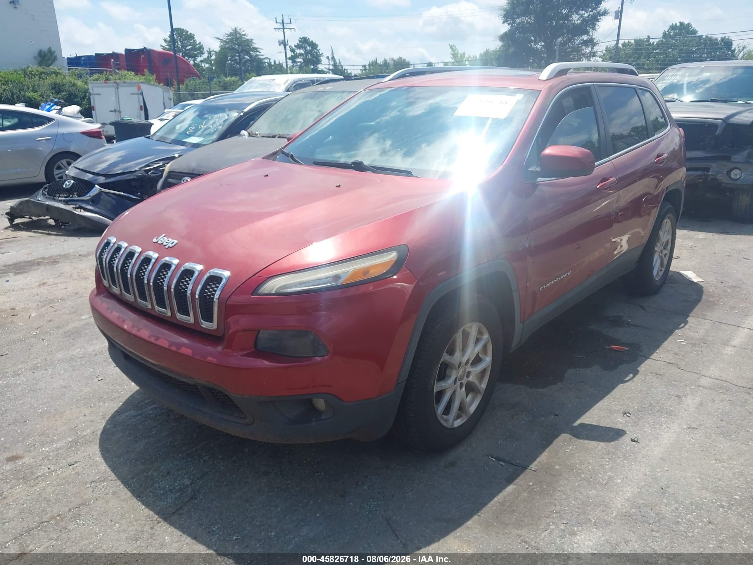 2015 Jeep Cherokee Latitude Burgundy vin: 1C4PJMCS6FW773240