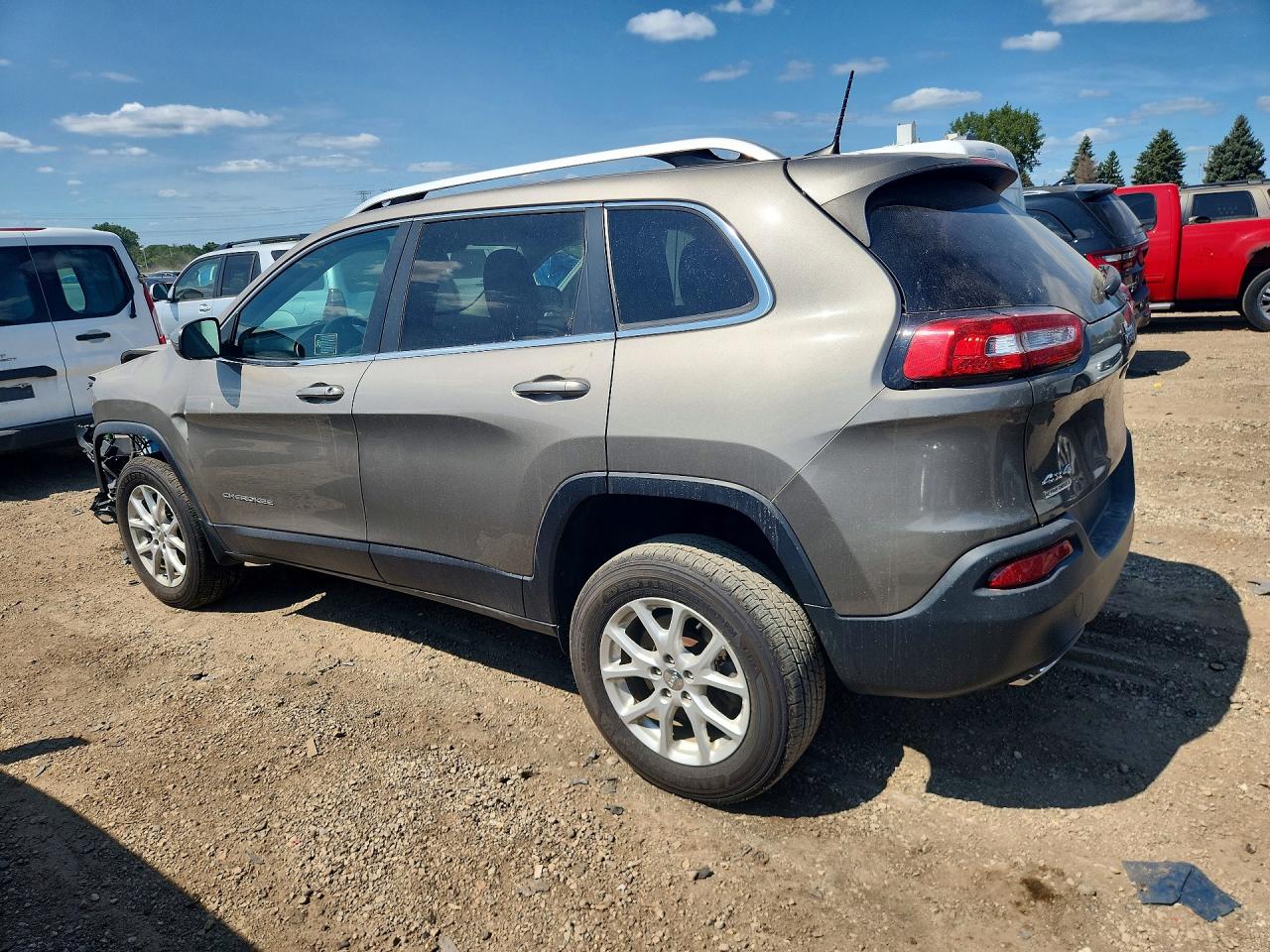 2017 Jeep Cherokee Latitude Brown vin: 1C4PJMCS6HW532717