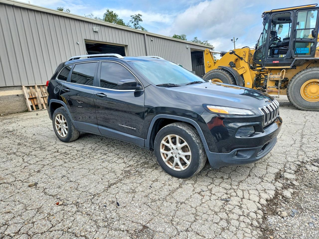 2014 Jeep Cherokee Latitude Black vin: 1C4PJMCS7EW147582