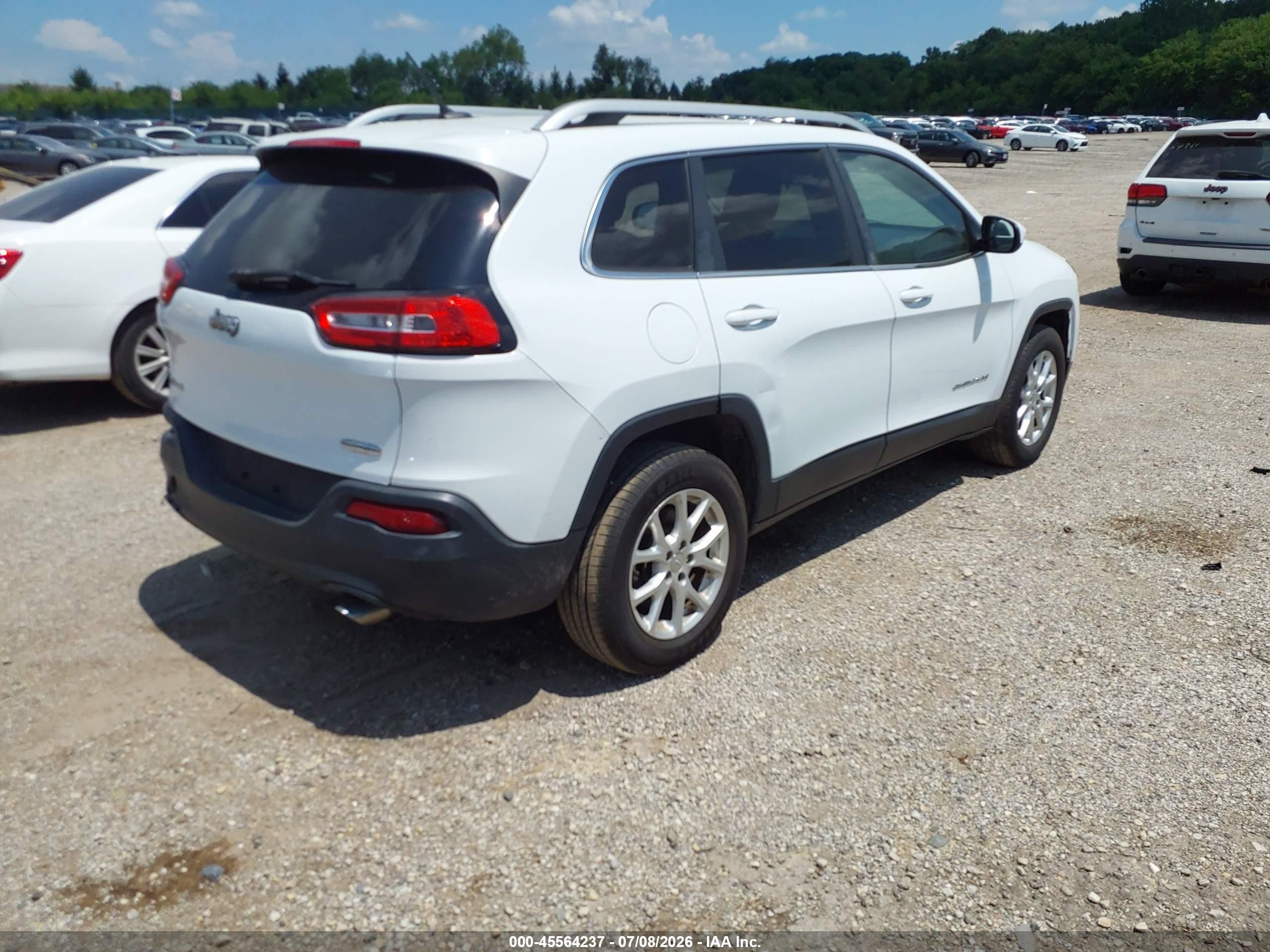 2014 Jeep Cherokee Latitude White vin: 1C4PJMCS7EW179982