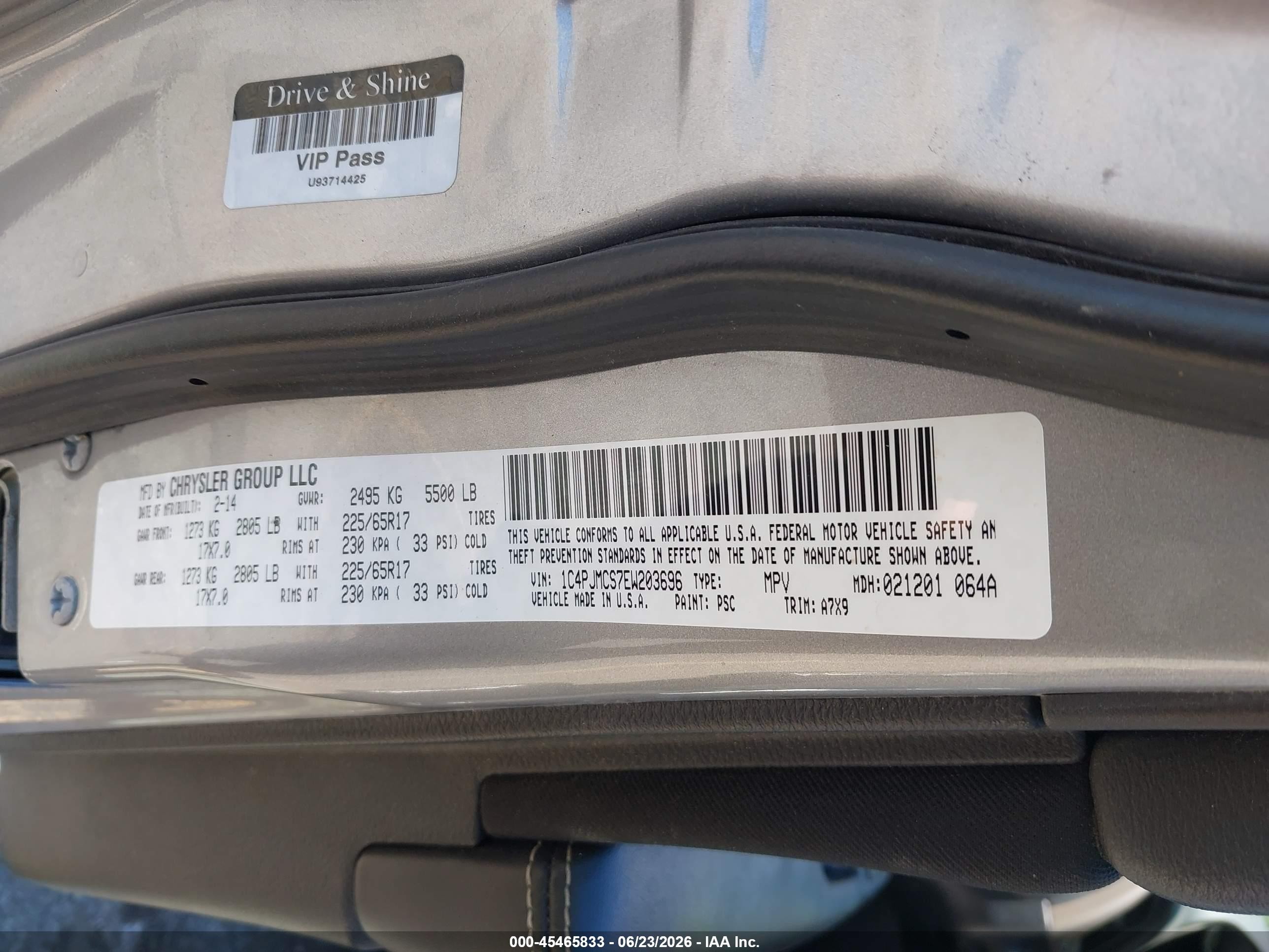 2014 Jeep Cherokee Latitude Gray vin: 1C4PJMCS7EW203696
