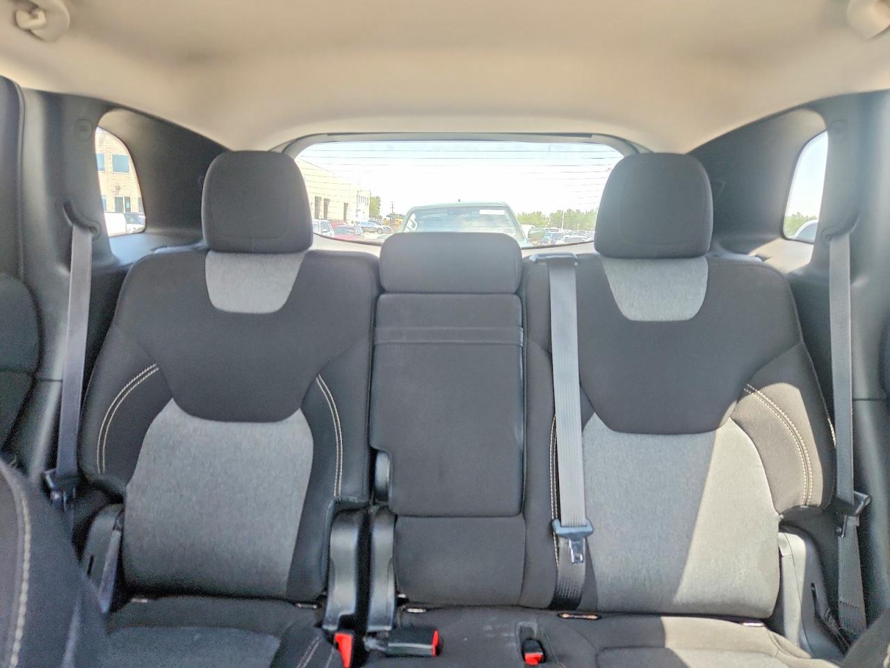 2014 Jeep Cherokee Latitude Белый vin: 1C4PJMCS7EW219316