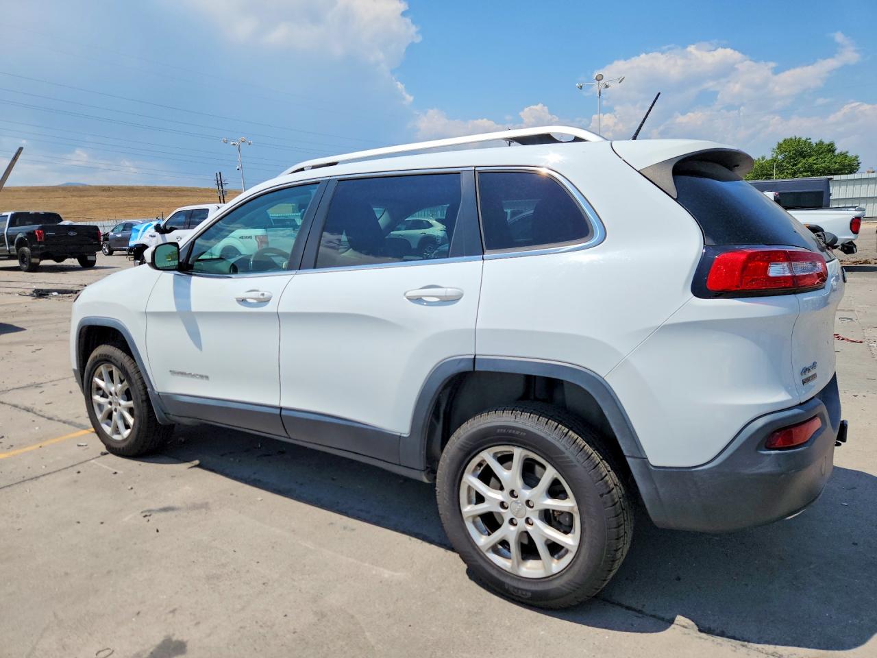 2014 Jeep Cherokee Latitude Белый vin: 1C4PJMCS7EW219316