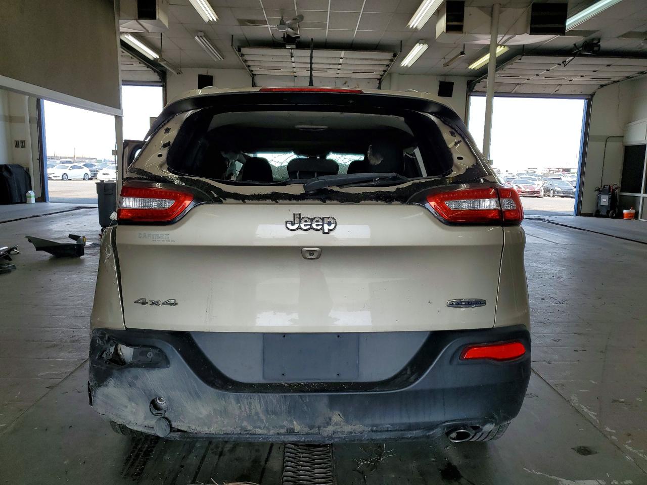 2014 Jeep Cherokee Latitude Beige vin: 1C4PJMCS7EW226279