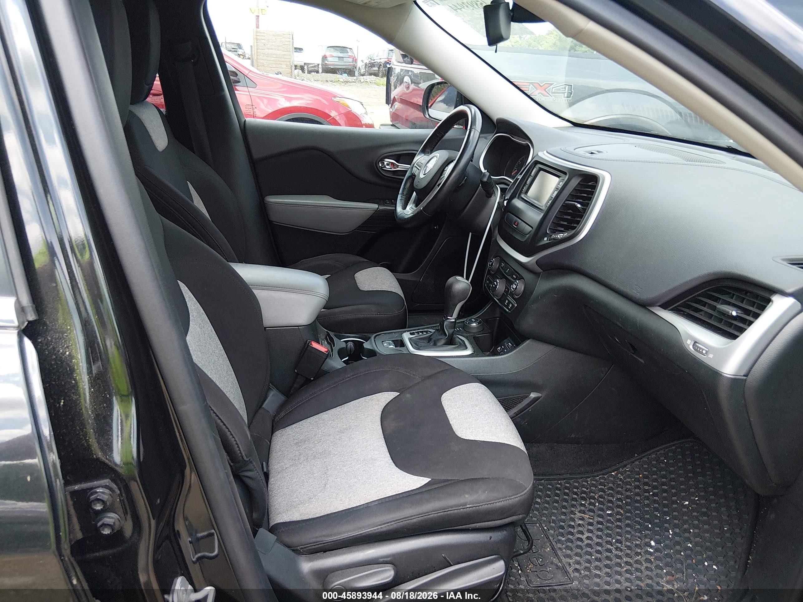 2014 Jeep Cherokee Latitude Black vin: 1C4PJMCS7EW247651