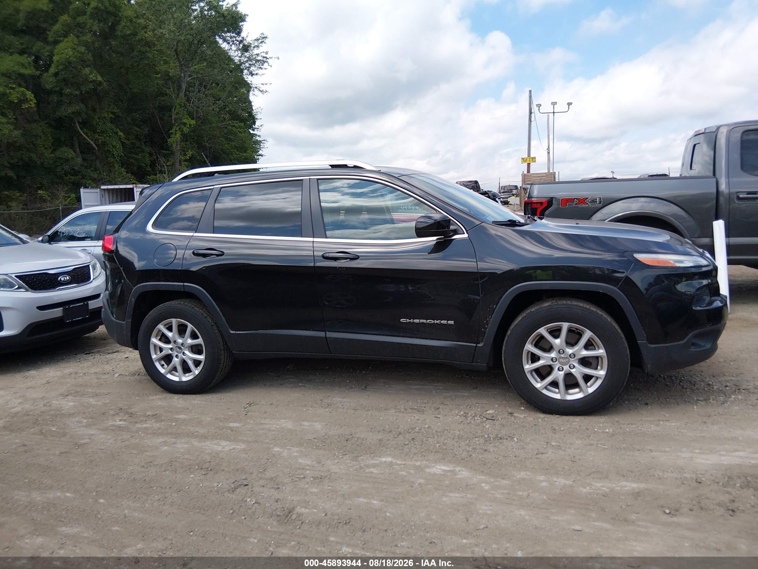 2014 Jeep Cherokee Latitude Black vin: 1C4PJMCS7EW247651