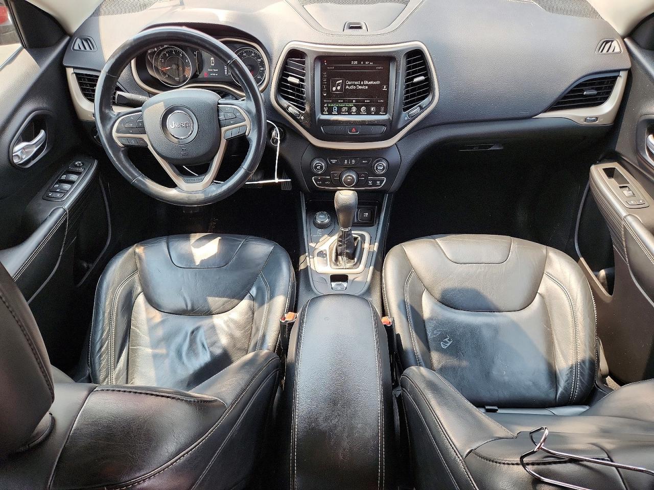 2015 Jeep Cherokee Latitude Красный vin: 1C4PJMCS7FW578005