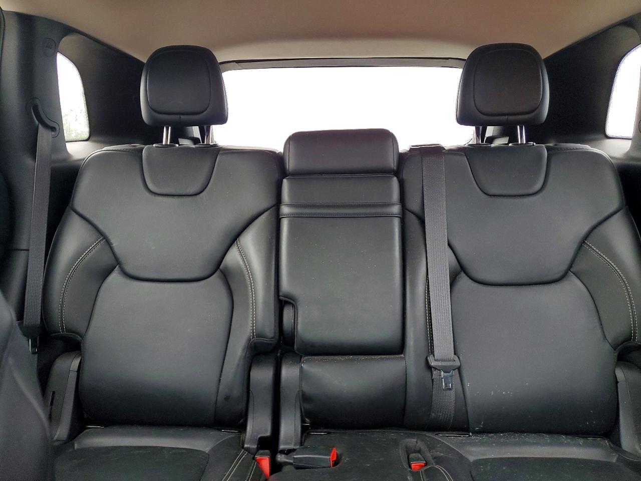 2015 Jeep Cherokee Latitude Black vin: 1C4PJMCS7FW614887