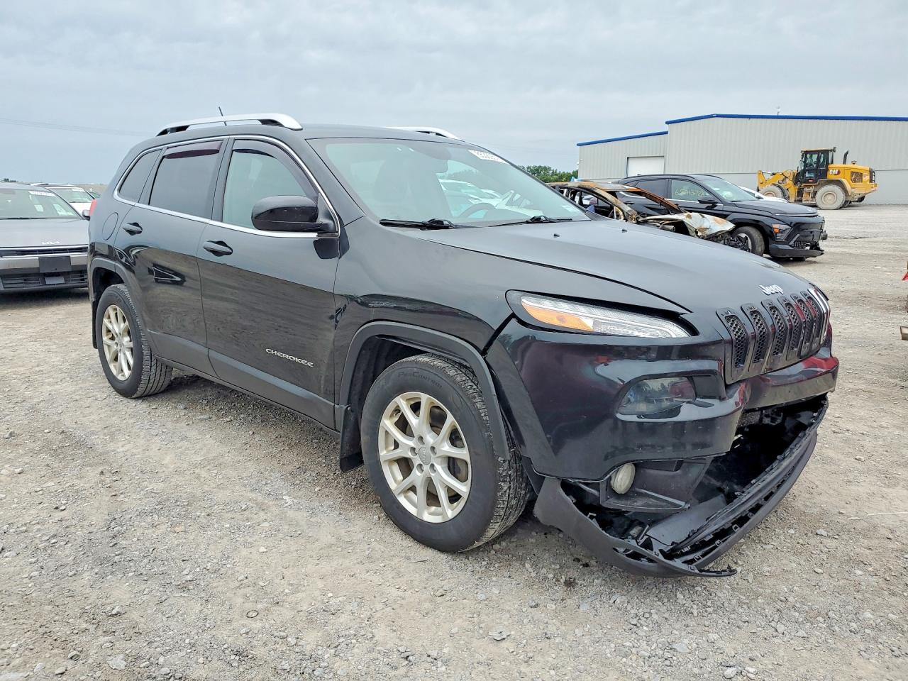 2015 Jeep Cherokee Latitude Black vin: 1C4PJMCS7FW614887