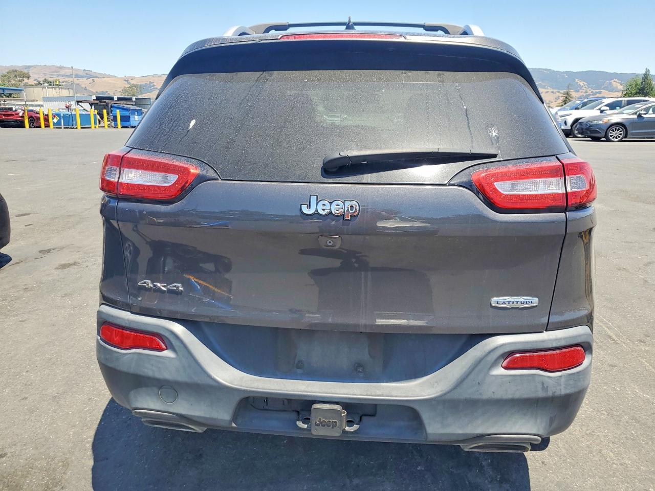 2015 Jeep Cherokee Latitude Угольный vin: 1C4PJMCS7FW619331