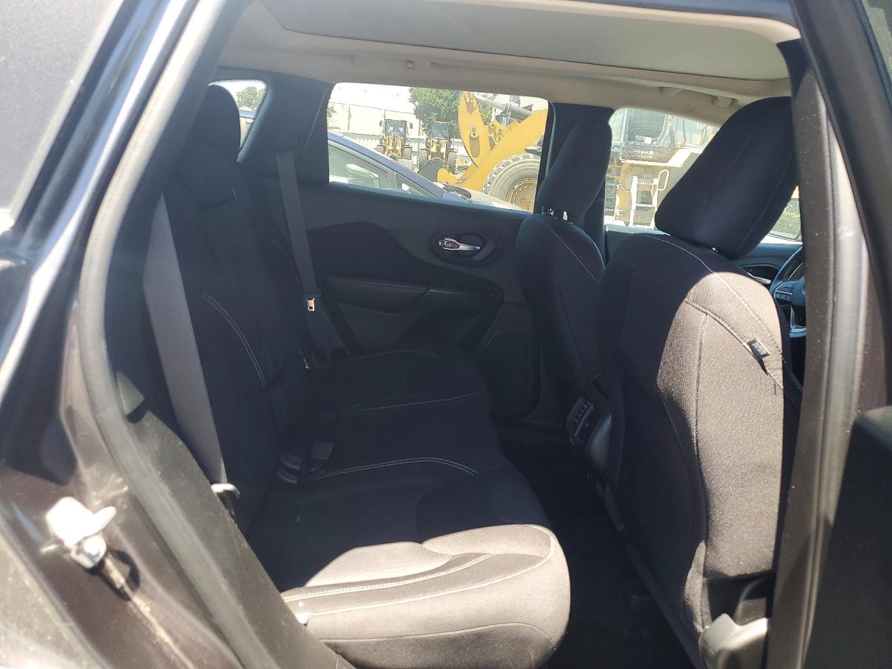 2015 Jeep Cherokee Latitude Угольный vin: 1C4PJMCS7FW619331